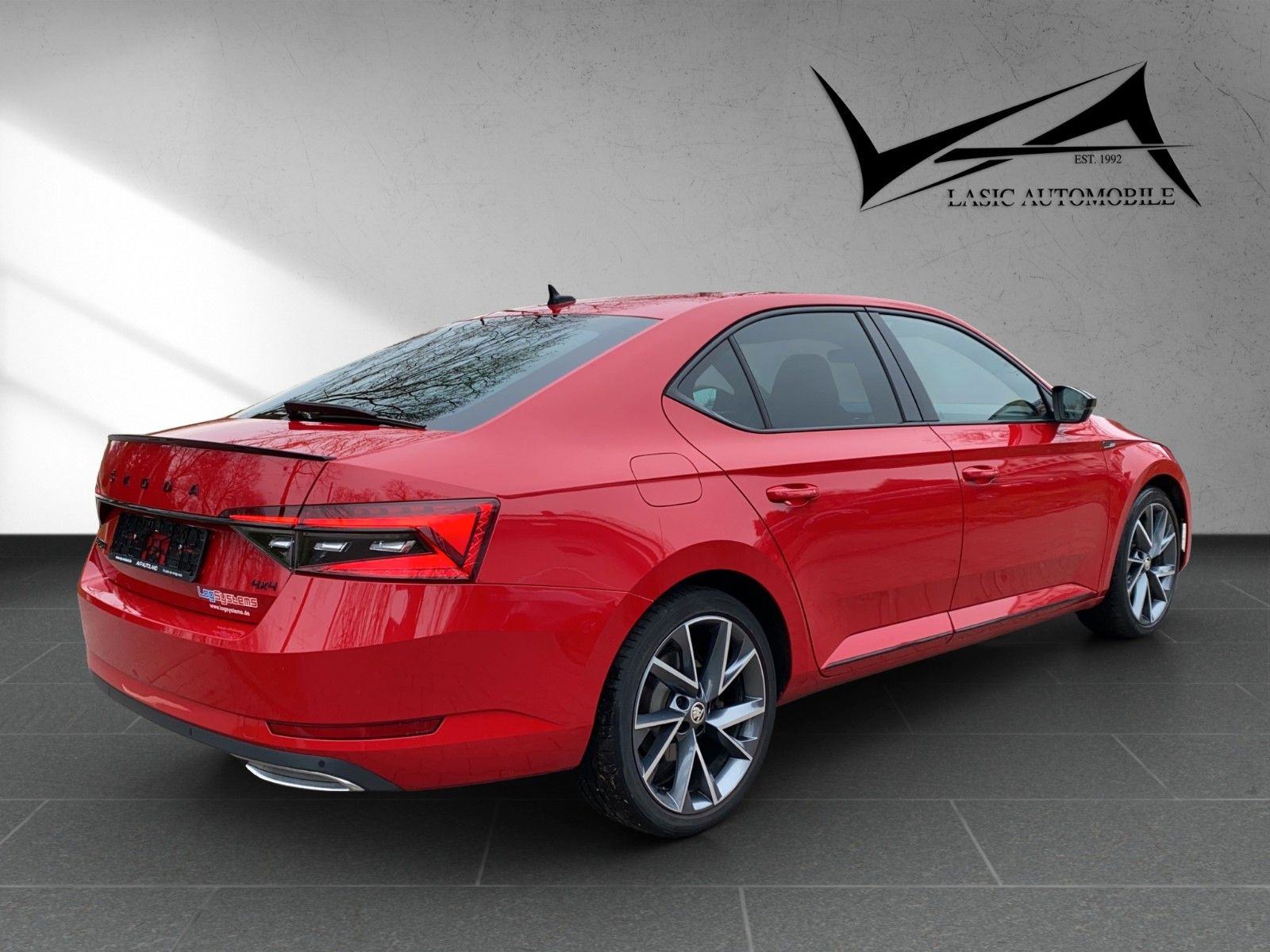 Škoda Superb 2.0 TDI DSG 4X4 200KS SPORT LINE PANO ACC DCC ALCANTARA, fotografija 18