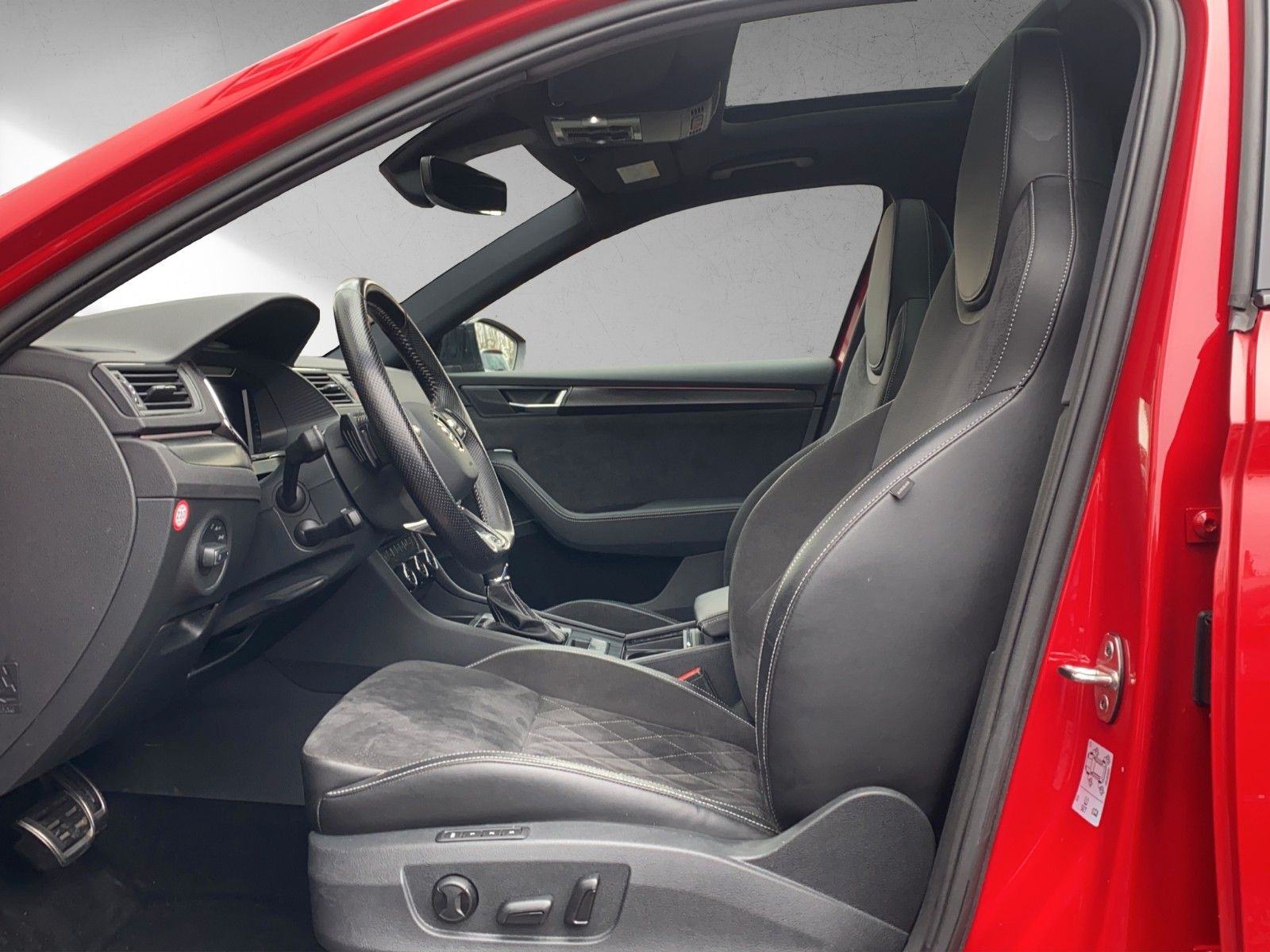 Škoda Superb 2.0 TDI DSG 4X4 200KS SPORT LINE PANO ACC DCC ALCANTARA, fotografija 9