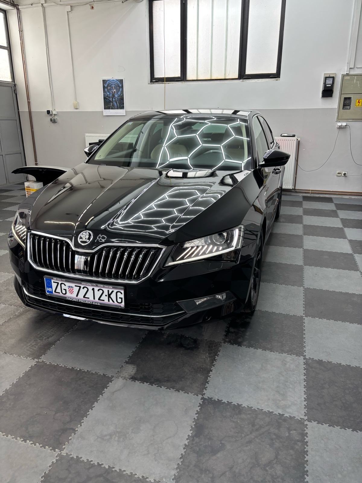 Škoda Superb 2,0 TDI DSG 4x4 L&K, fotografija 7