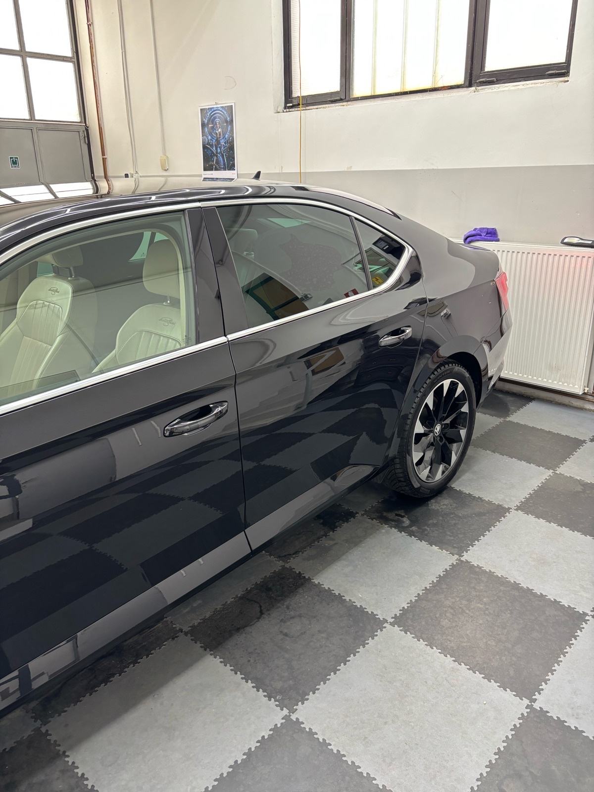 Škoda Superb 2,0 TDI DSG 4x4 L&K, fotografija 6