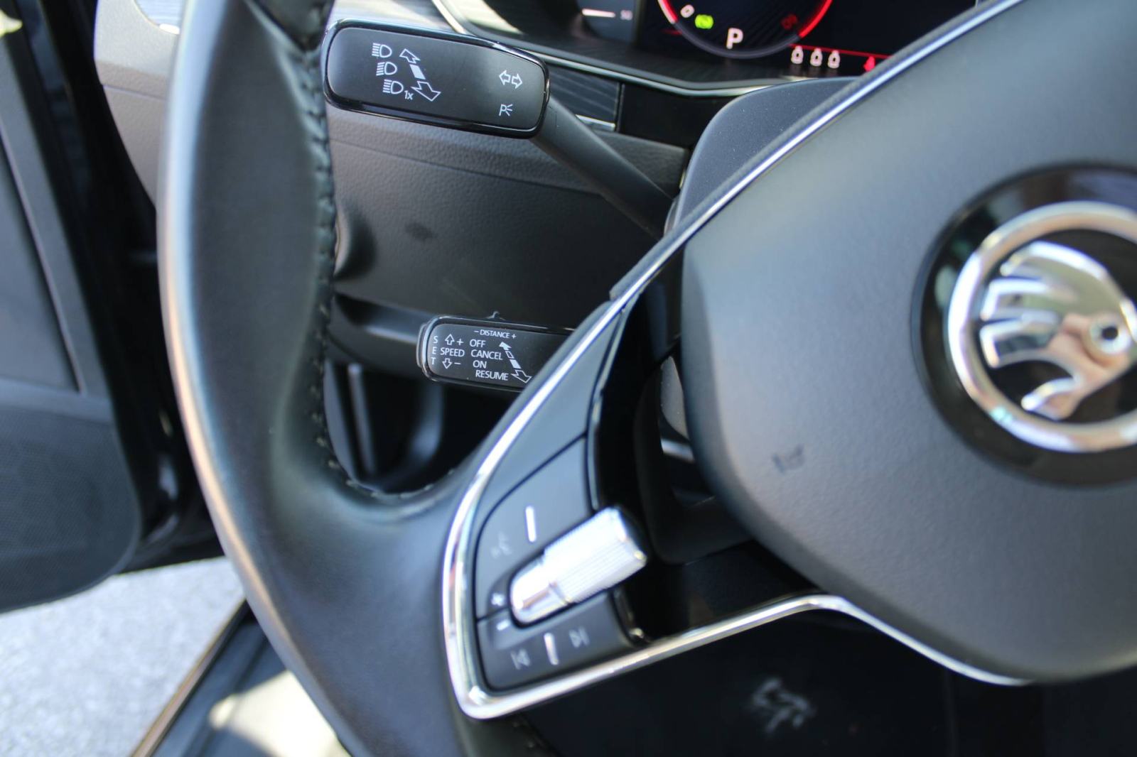 Škoda Superb 2.0 TDi DSG 4x4 Premium 200ks *NAVIGACIJA, LED, KAMERA*-n, fotografija 15
