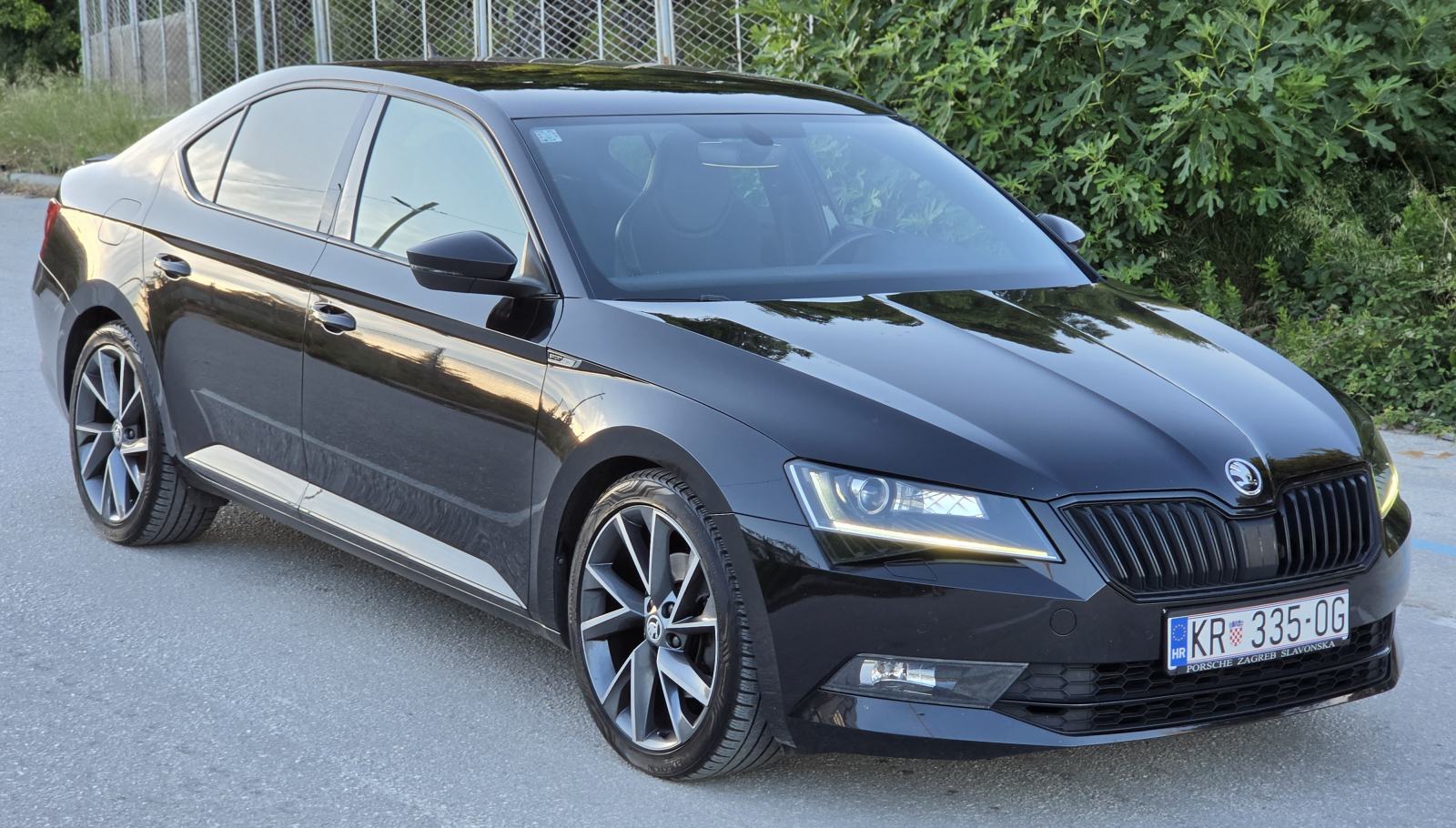 Škoda Superb 2.0 TDI DSG Sportline, 150ks, alu 18, nije uvoz 143000km, fotografija 3