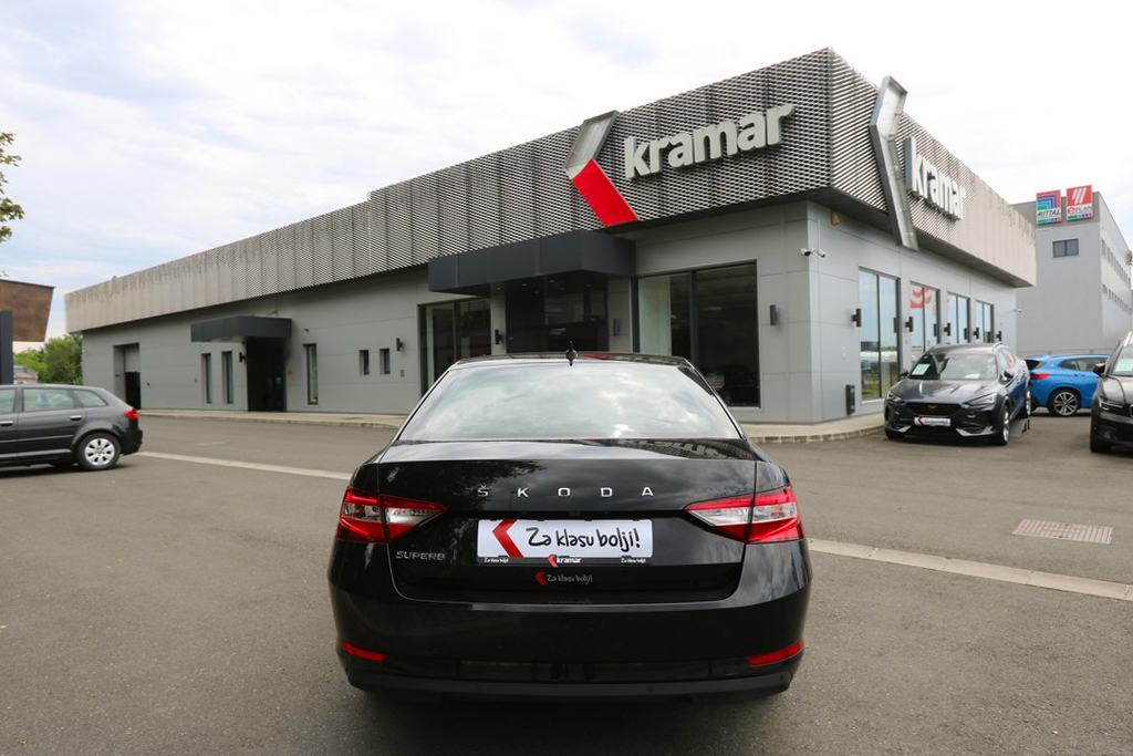 Škoda Superb 2.0 TDI DSG Business Edition VIRTUAL -LED- 150 KS, fotografija 20