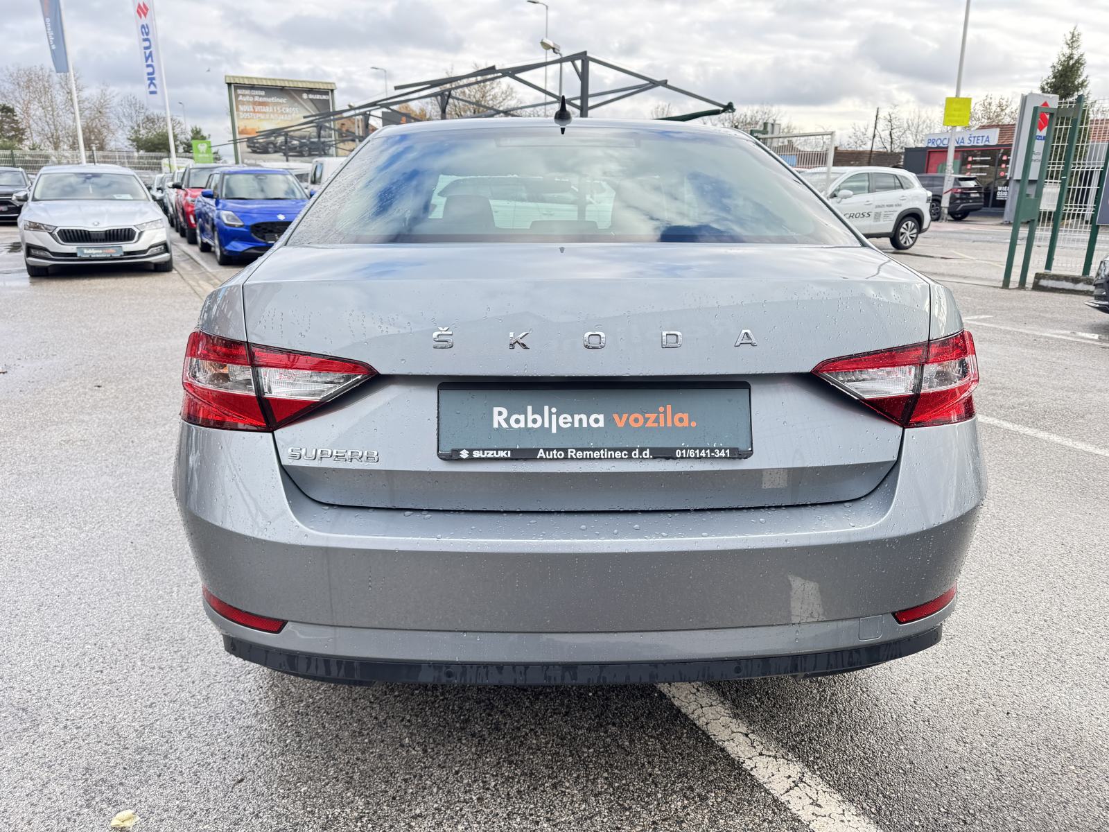 Škoda Superb 2,0 TDI DSG Business, fotografija 5