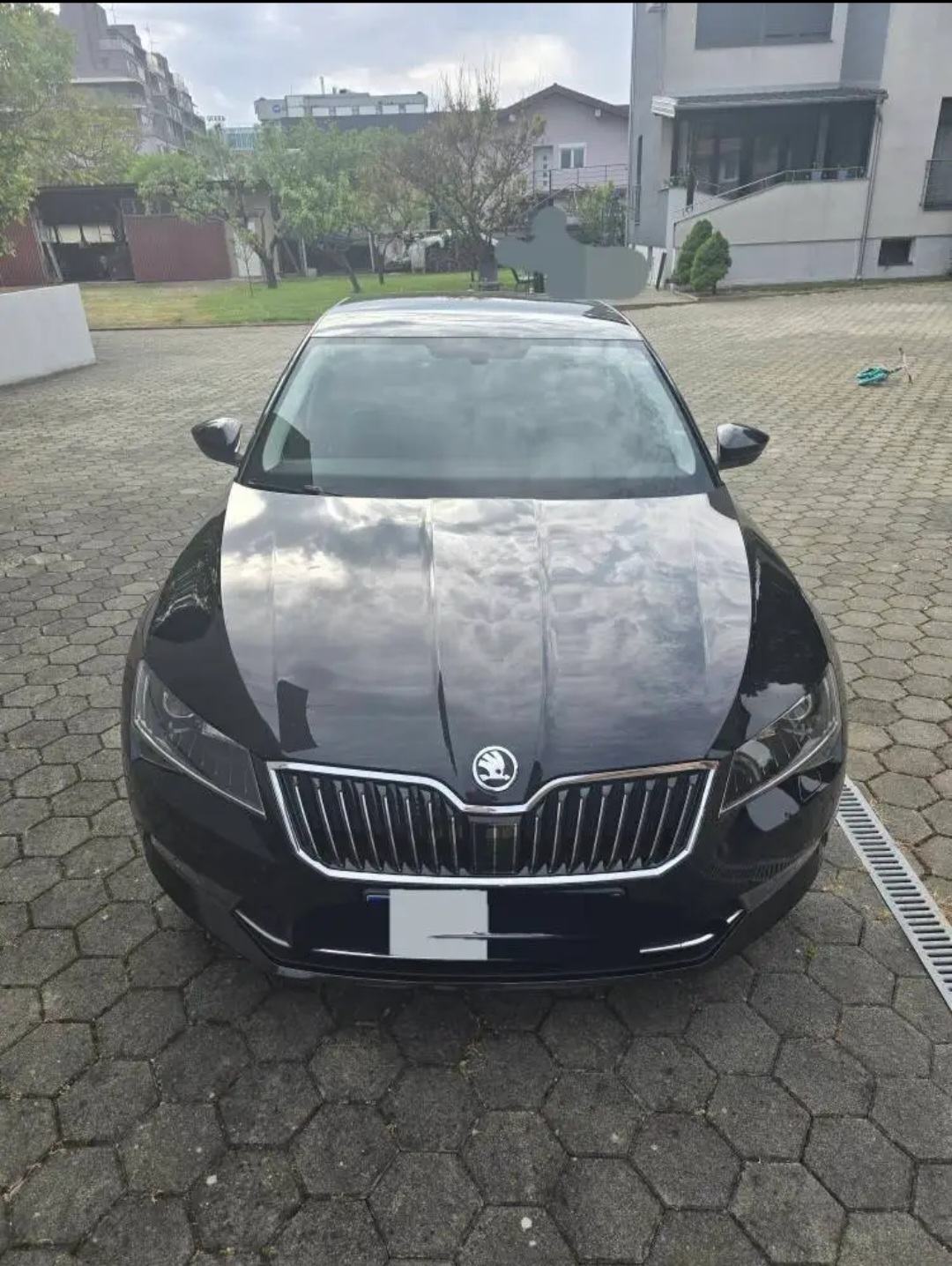 Škoda Superb 2,0 TDI DSG LEASING BEZ UČEŠĆA I BEZ JAMACA, fotografija 2