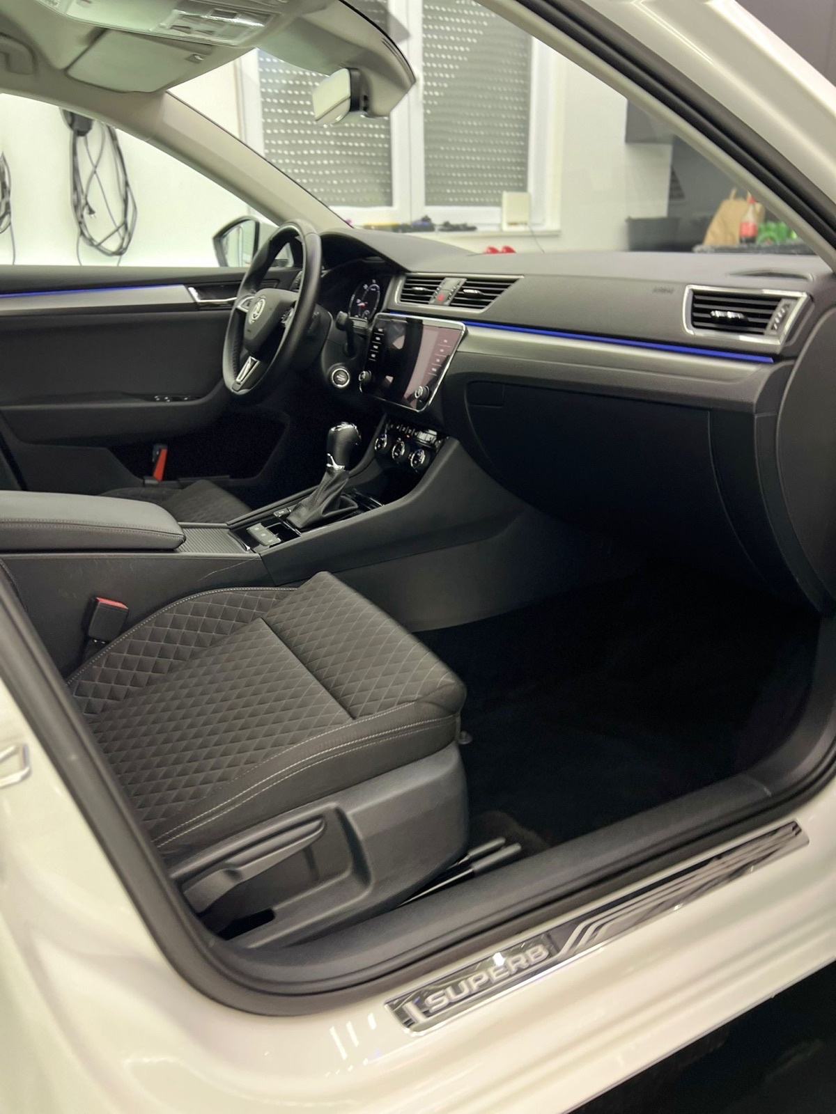 Škoda Superb 2,0 TDI°DSG°NAVI°KAMERA°MEMORIJA°LED°LEASING°REG08/26°, fotografija 15