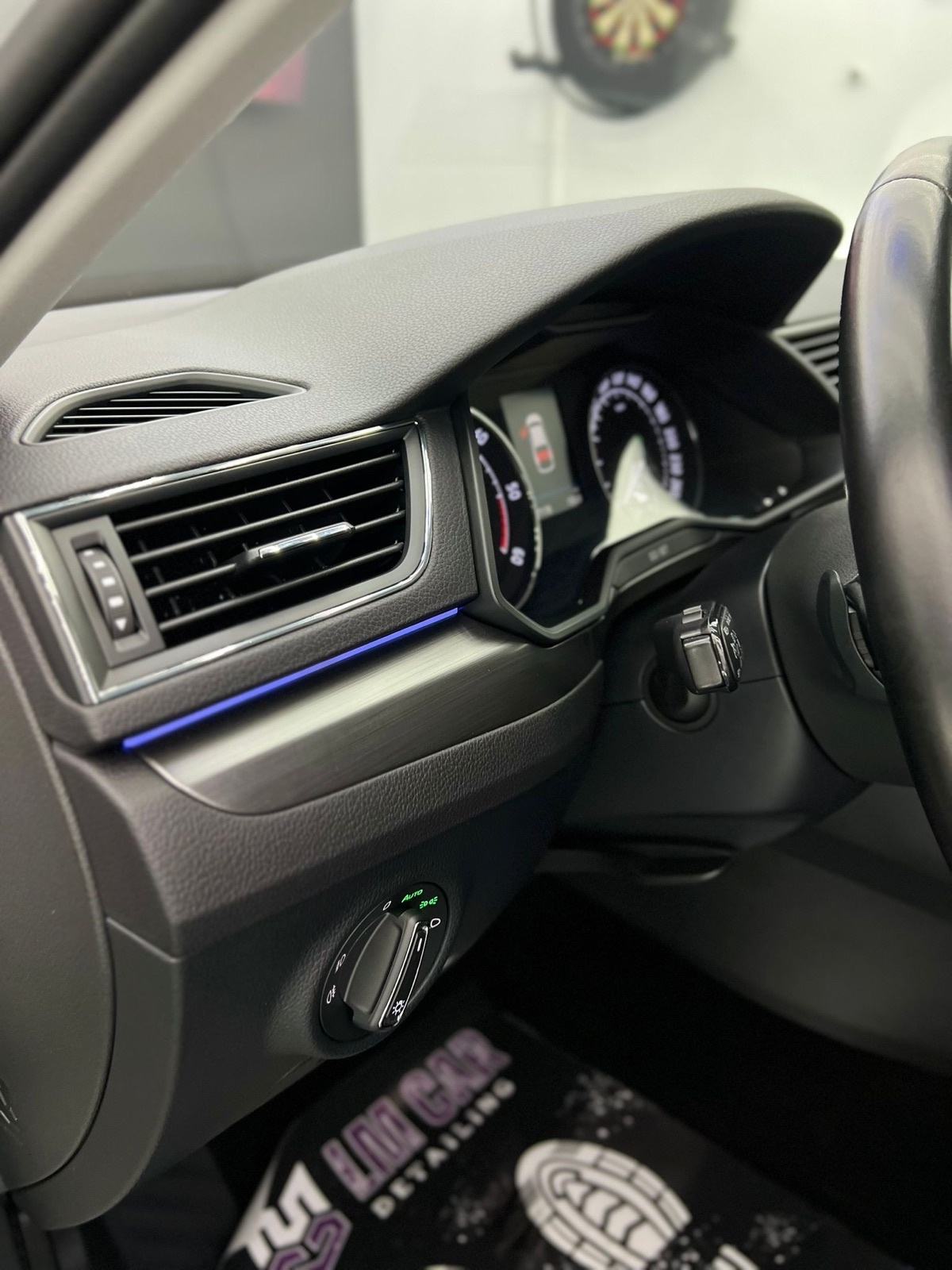 Škoda Superb 2,0 TDI°DSG°NAVI°KAMERA°MEMORIJA°LED°LEASING°REG08/26°, fotografija 9