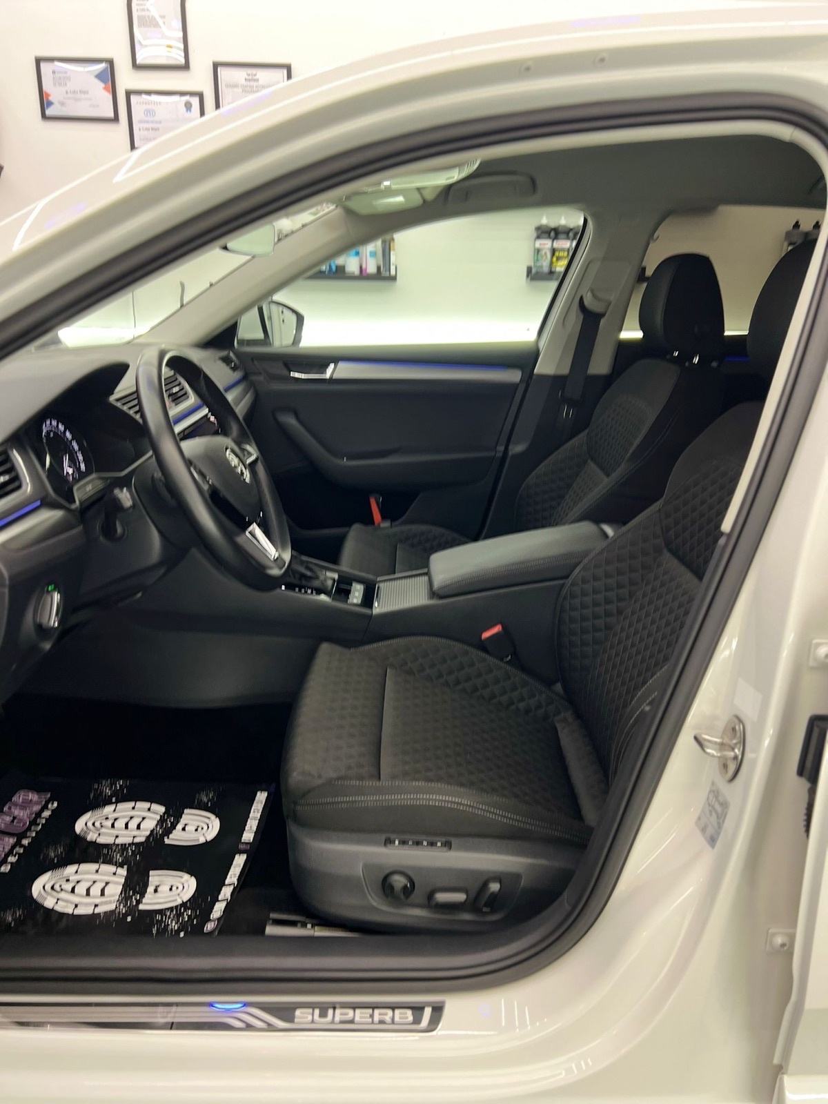 Škoda Superb 2,0 TDI°DSG°NAVI°KAMERA°MEMORIJA°LED°LEASING°REG08/26°, fotografija 11