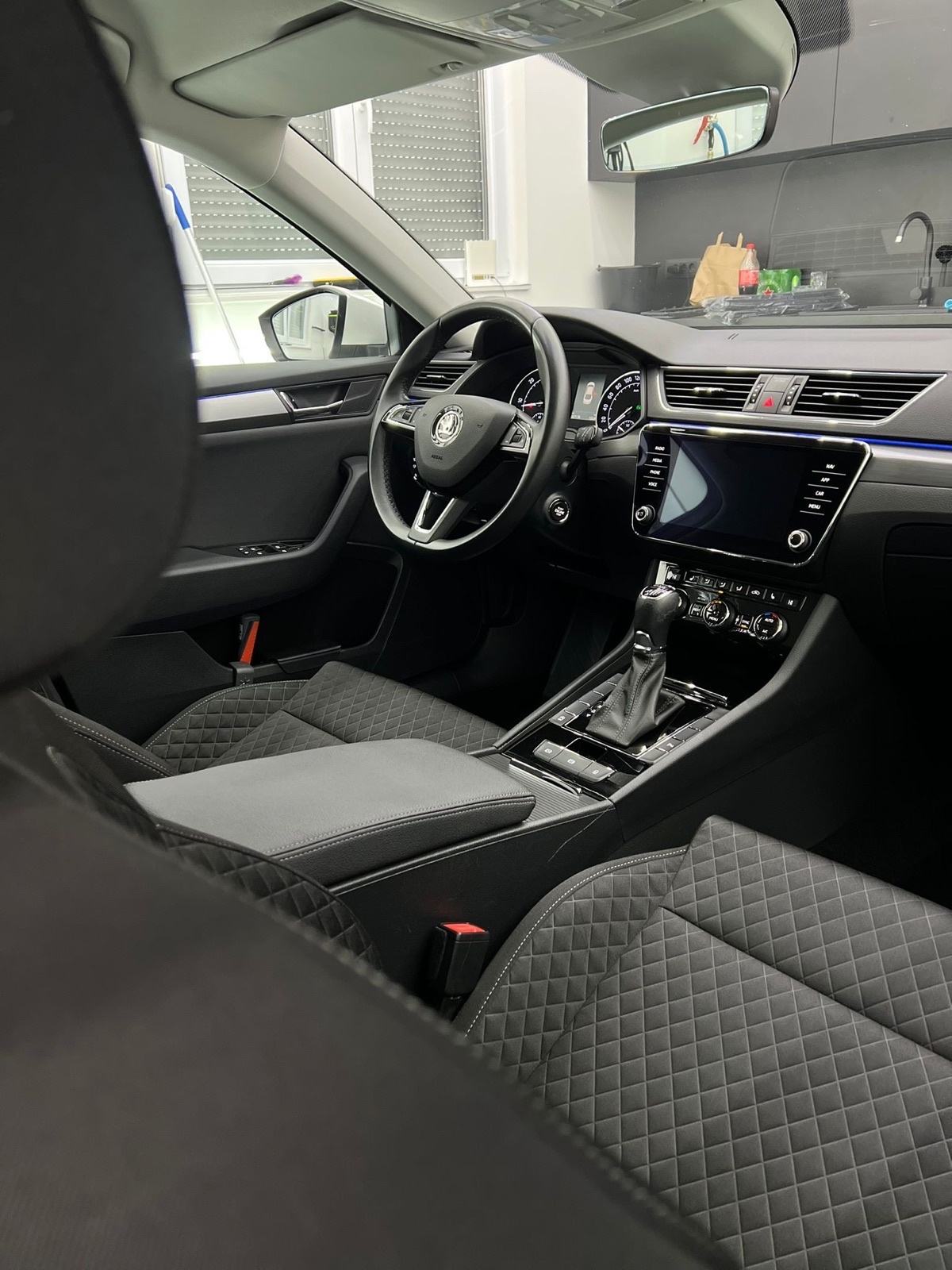 Škoda Superb 2,0 TDI°DSG°NAVI°KAMERA°MEMORIJA°LED°LEASING°REG08/26°, fotografija 14