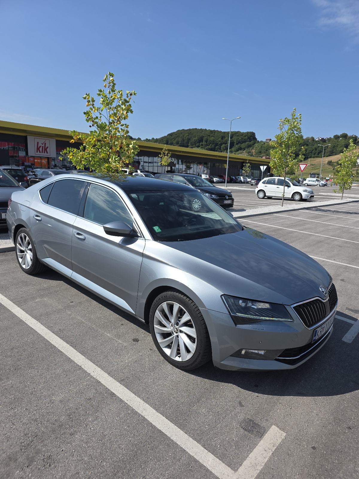 Škoda Superb 2,0 TDI DSG **PANORAMA, MEMORIJA SJEDALA, ALCANTARA**, fotografija 2