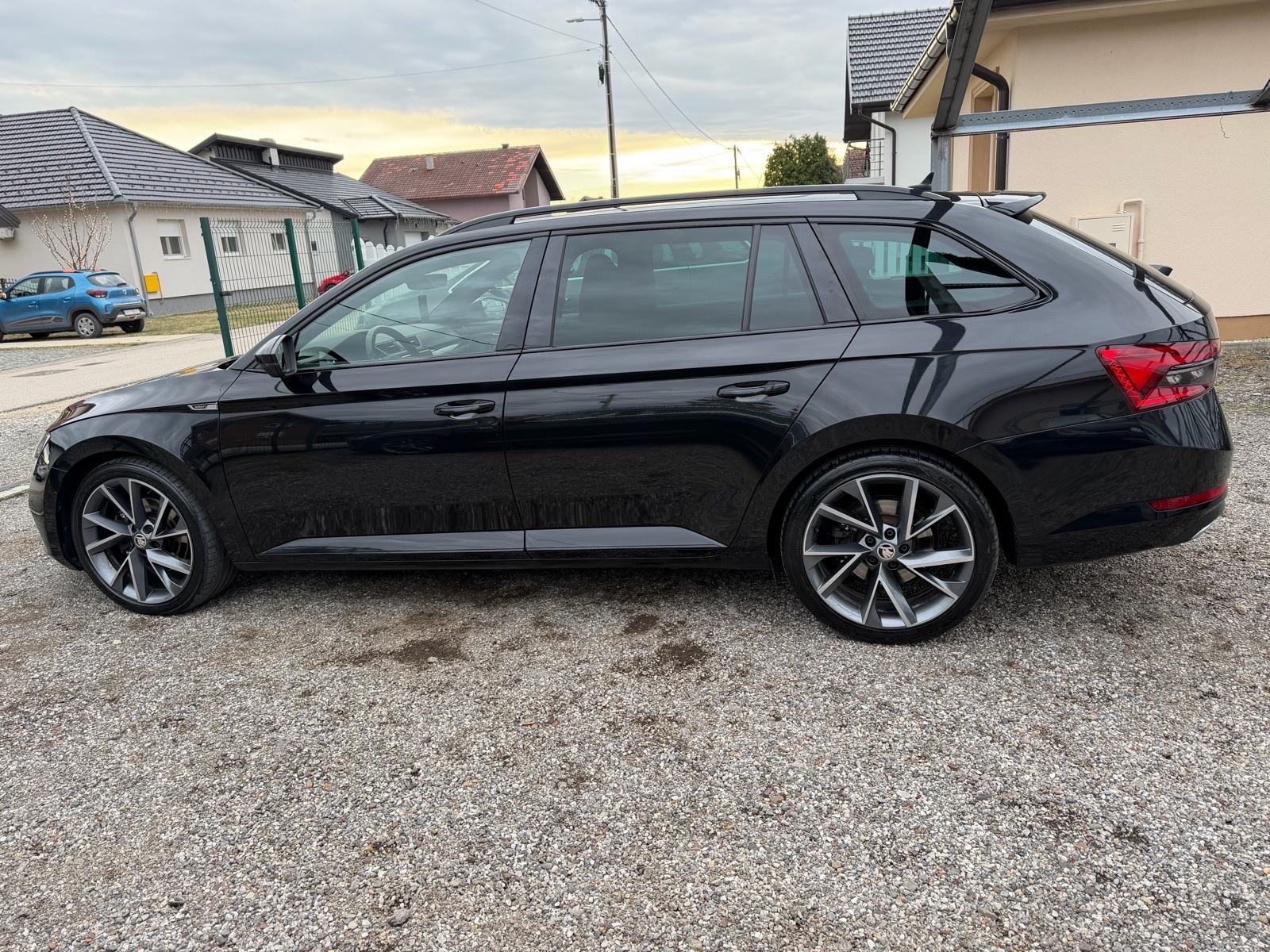 Škoda Superb 2,0 TDI DSG,Sport line,Panorama,ACC,Virtual,Jamstvo 12mj., fotografija 8