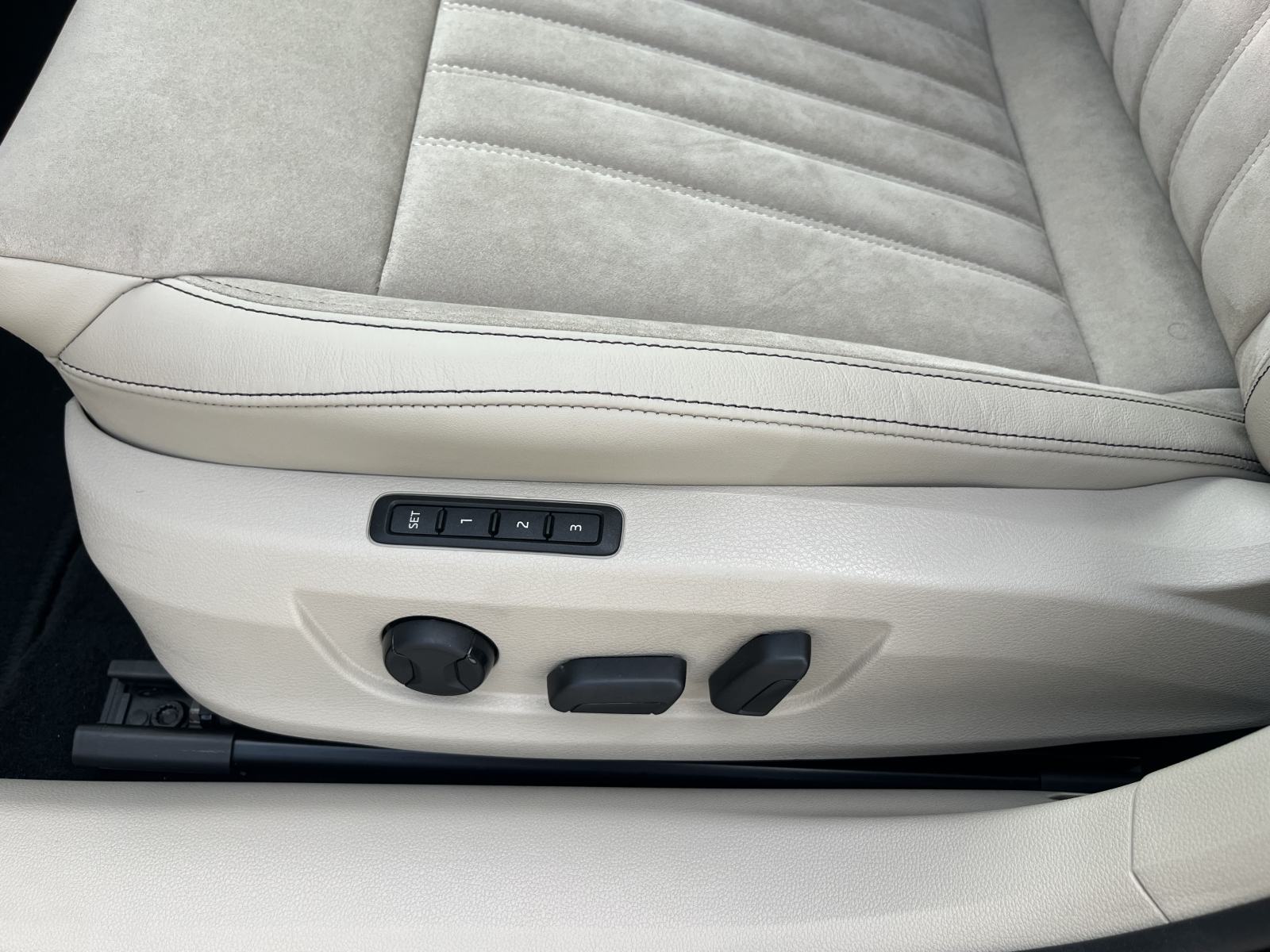 Škoda Superb 2,0 TDI DSG Style 1.VL Nije uvoz Tvorničko jamstvo, fotografija 10