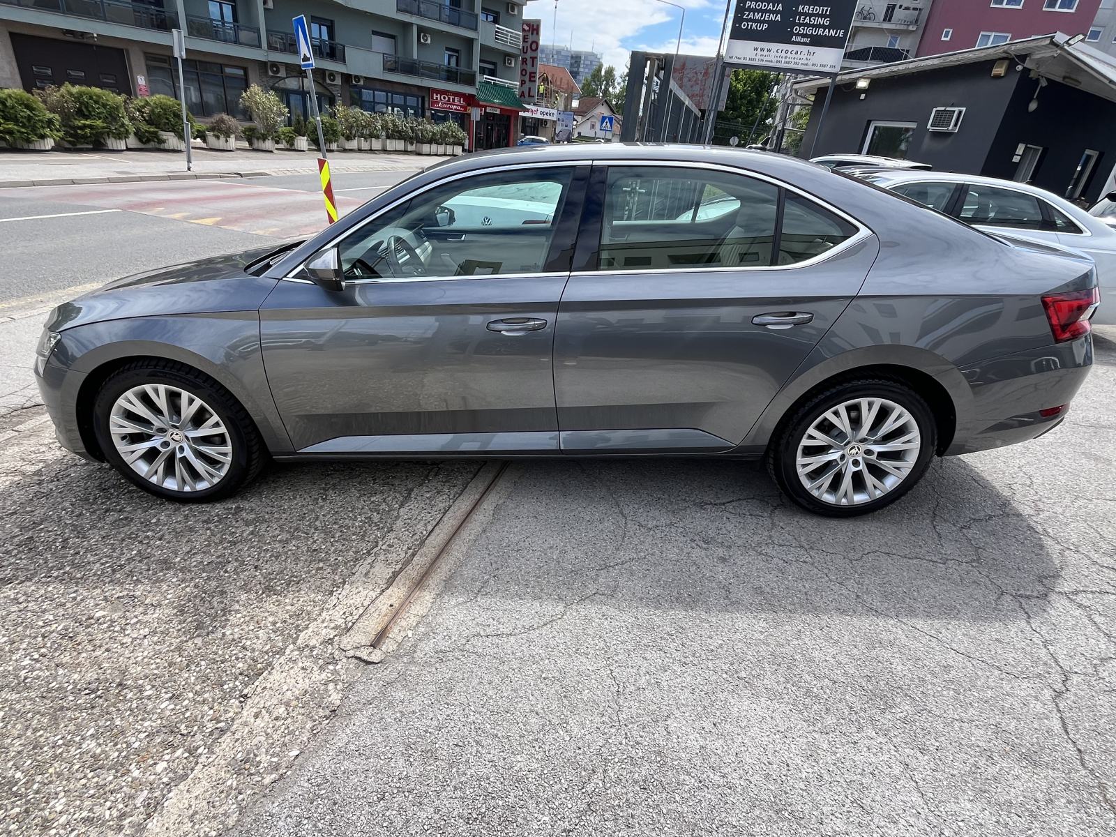 Škoda Superb 2,0 TDI DSG Style 1.VL Nije uvoz Tvorničko jamstvo, fotografija 4