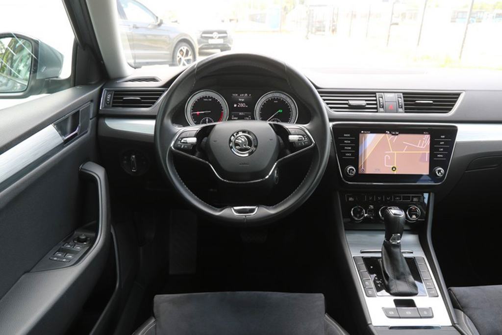Škoda Superb 2.0 TDI DSG-Tiptronik Business Edition -LED- 150 KS, fotografija 9