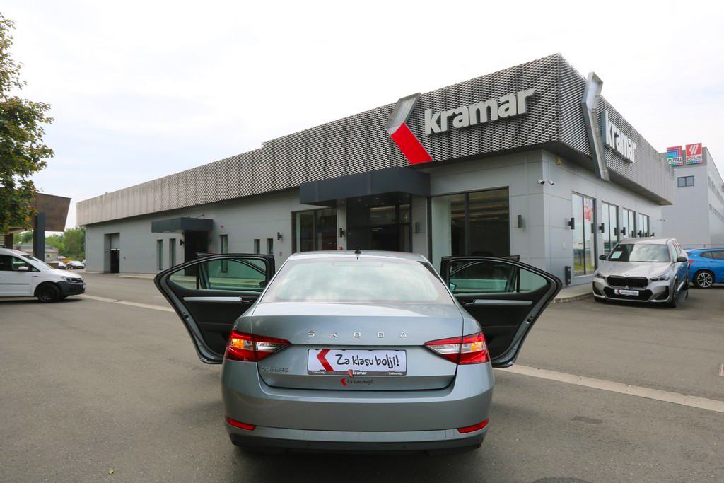 Škoda Superb 2.0 TDI DSG-Tiptronik Business Edition -LED- 150 KS, fotografija 15
