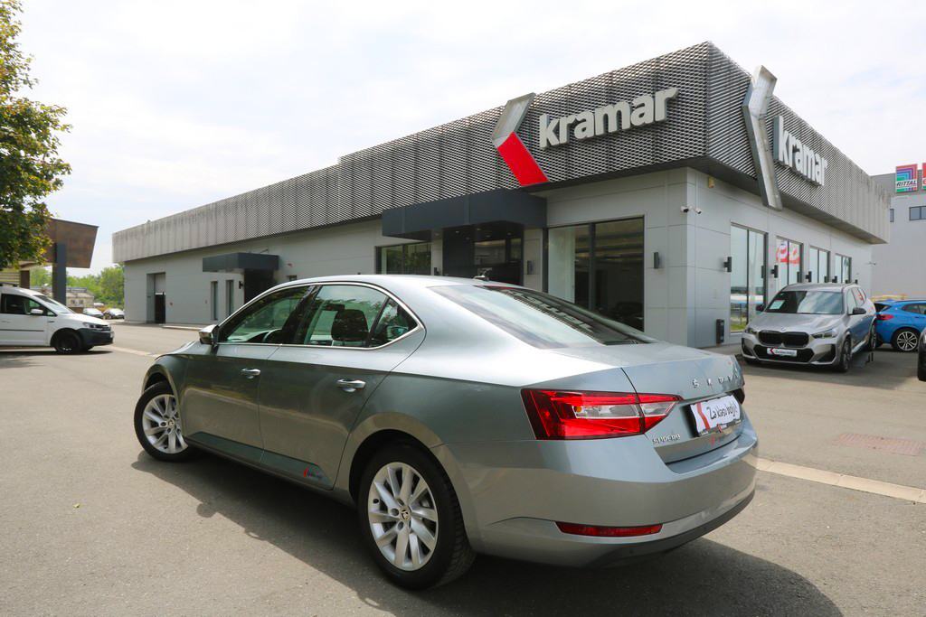 Škoda Superb 2.0 TDI DSG-Tiptronik Business Edition -LED- 150 KS, fotografija 16