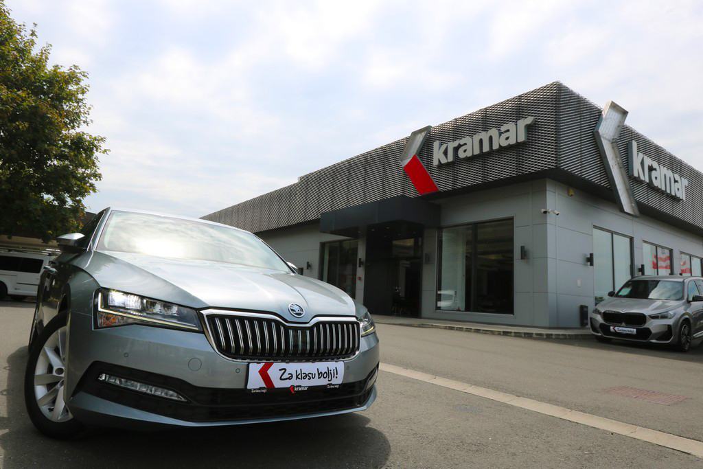 Škoda Superb 2.0 TDI DSG-Tiptronik Business Edition -LED- 150 KS, fotografija 17