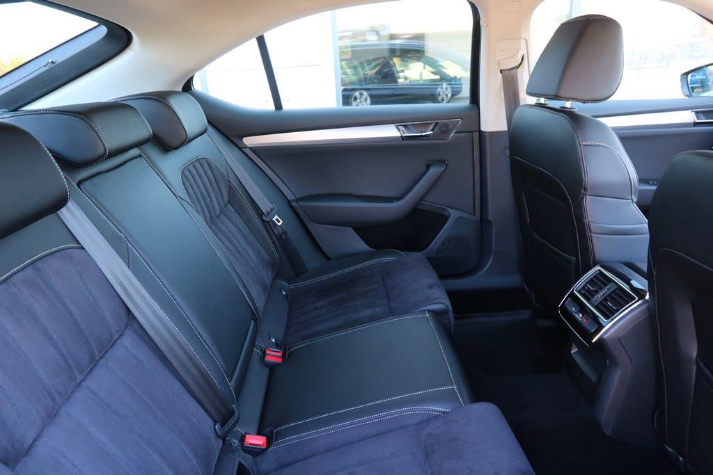 -AKCIJA-Škoda Superb 2.0 TDI DSG-Tiptronik Business Plus VIRTUAL -LED-, fotografija 8