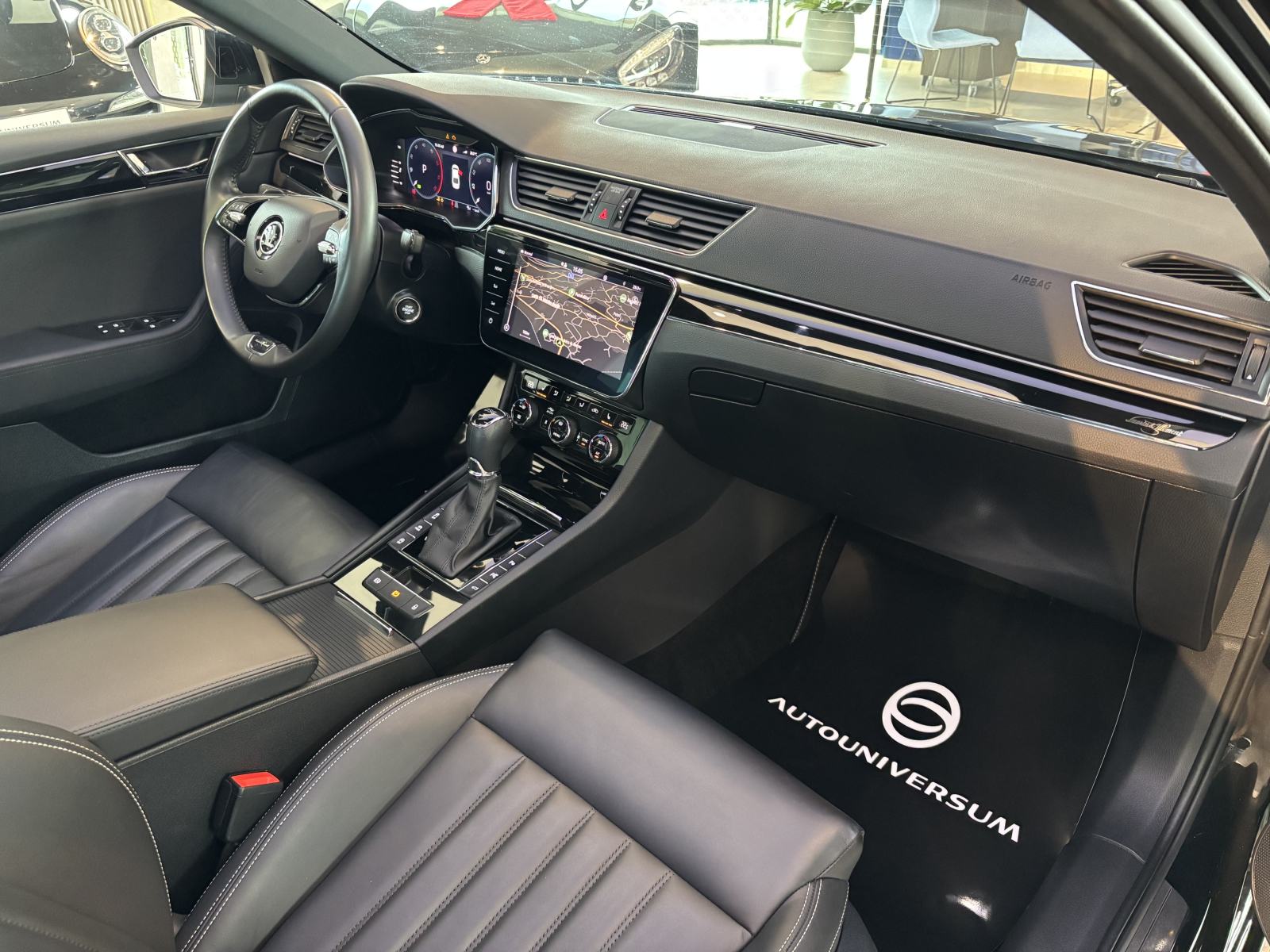 Škoda Superb 2.0 TDI Laurin&Klement DSG - LED, ACC, kam 360°,alu 19", fotografija 9