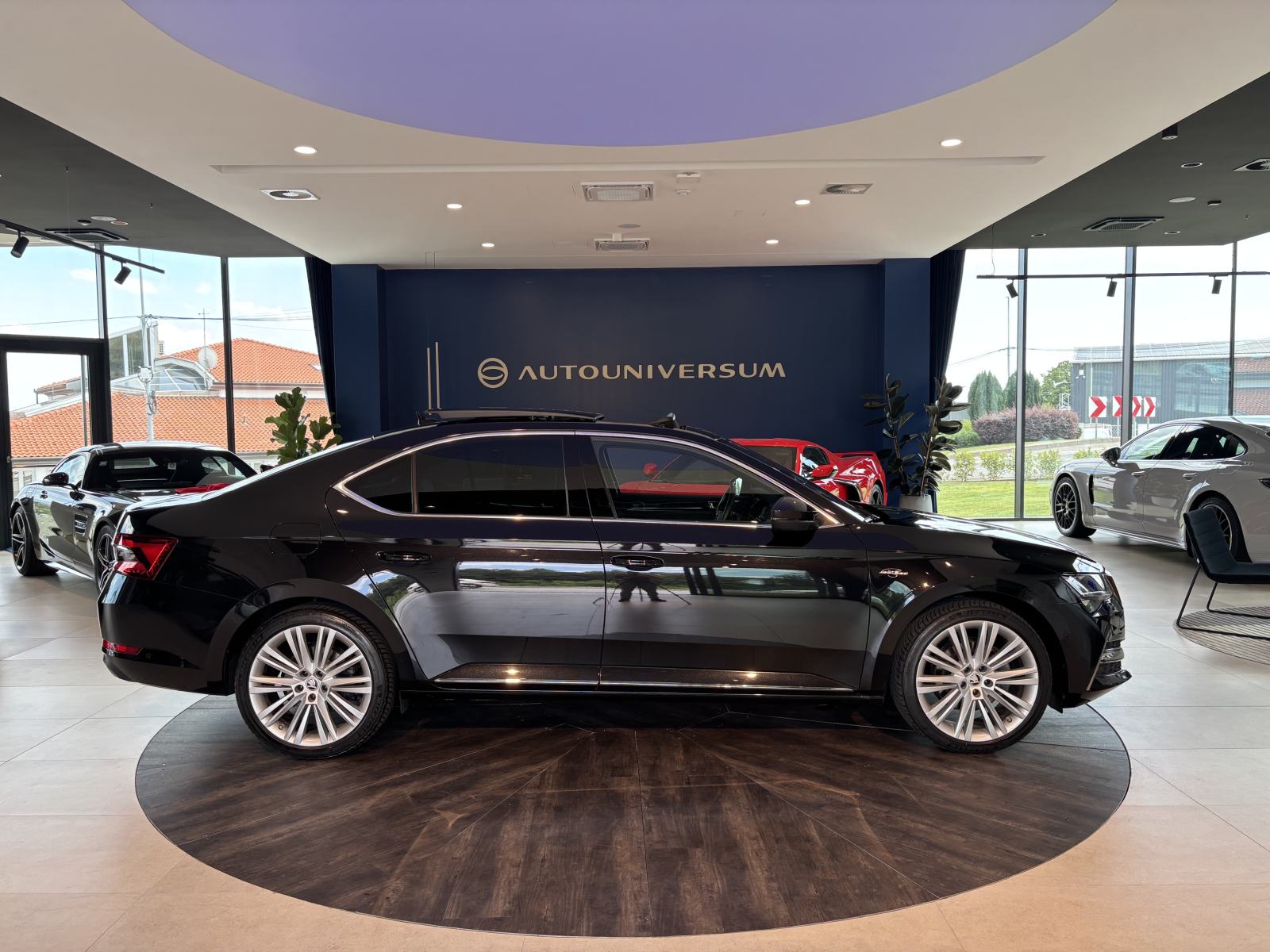Škoda Superb 2.0 TDI Laurin&Klement DSG - LED, ACC, kam 360°,alu 19", fotografija 6