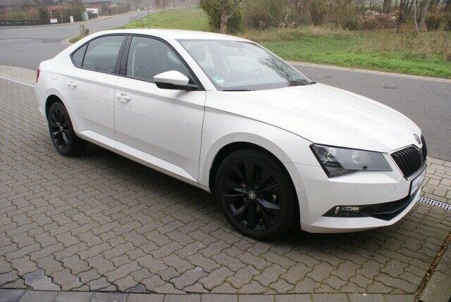 Škoda Superb 2,0 TDI *LEASING* *KREDIT*, fotografija 1