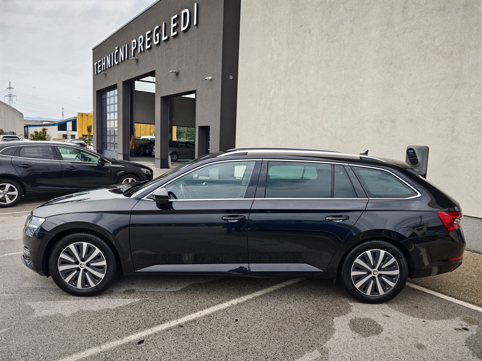 Škoda Superb 2,0 TDI, fotografija 5