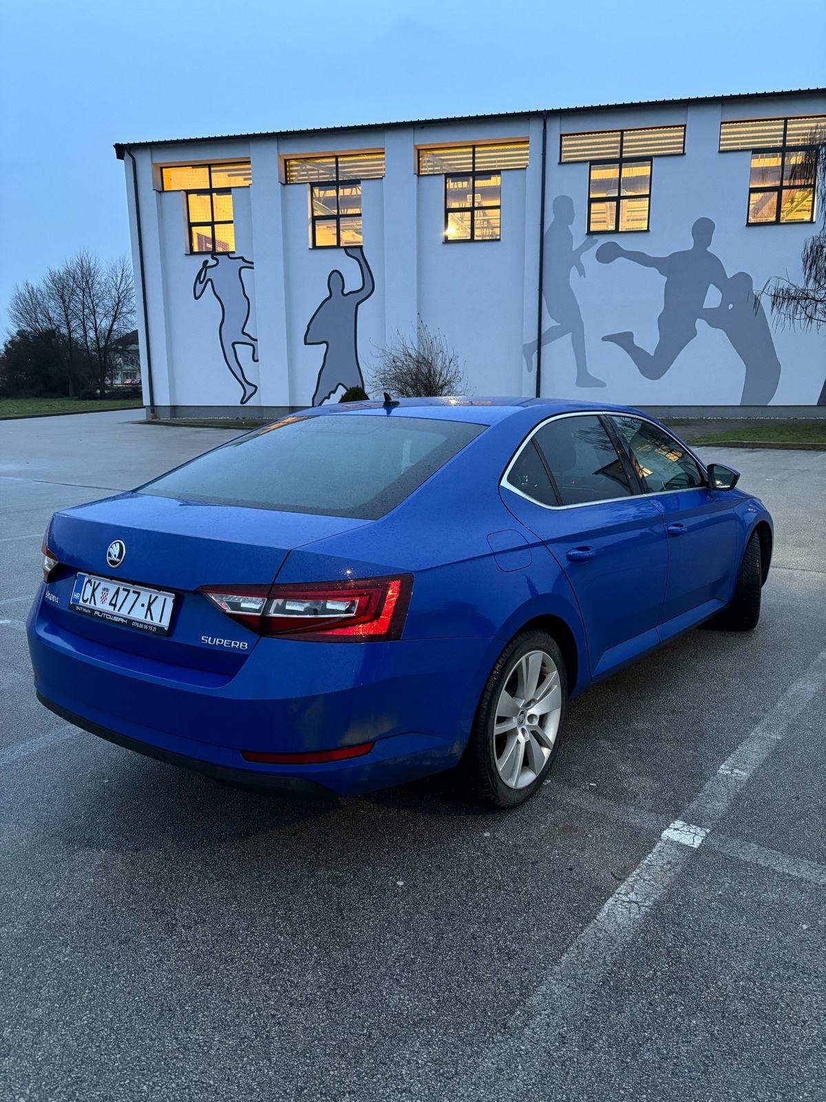 Škoda Superb 2,0 TDI, fotografija 7