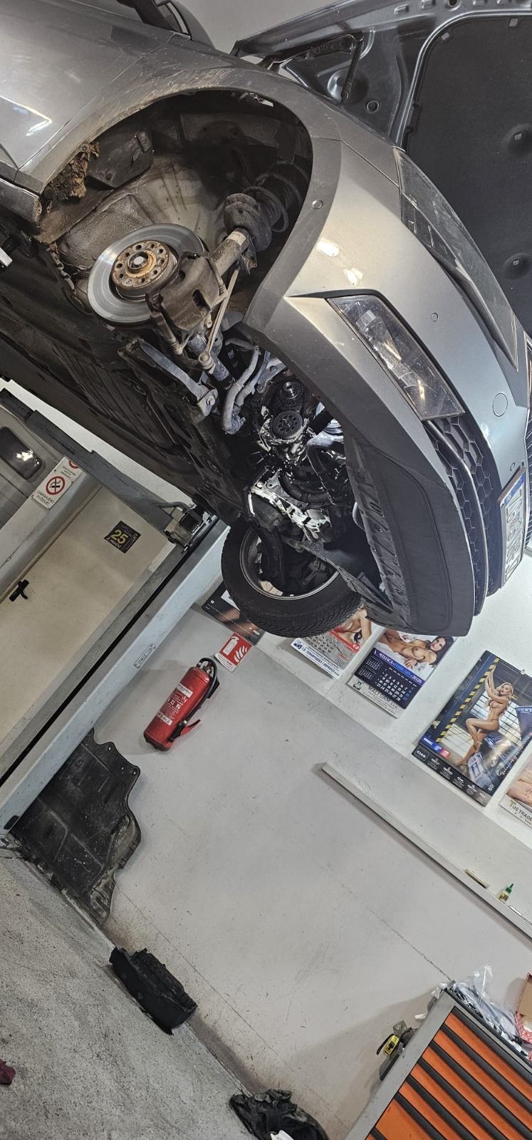 Škoda Superb 2,0 TDI Style, fotografija 14