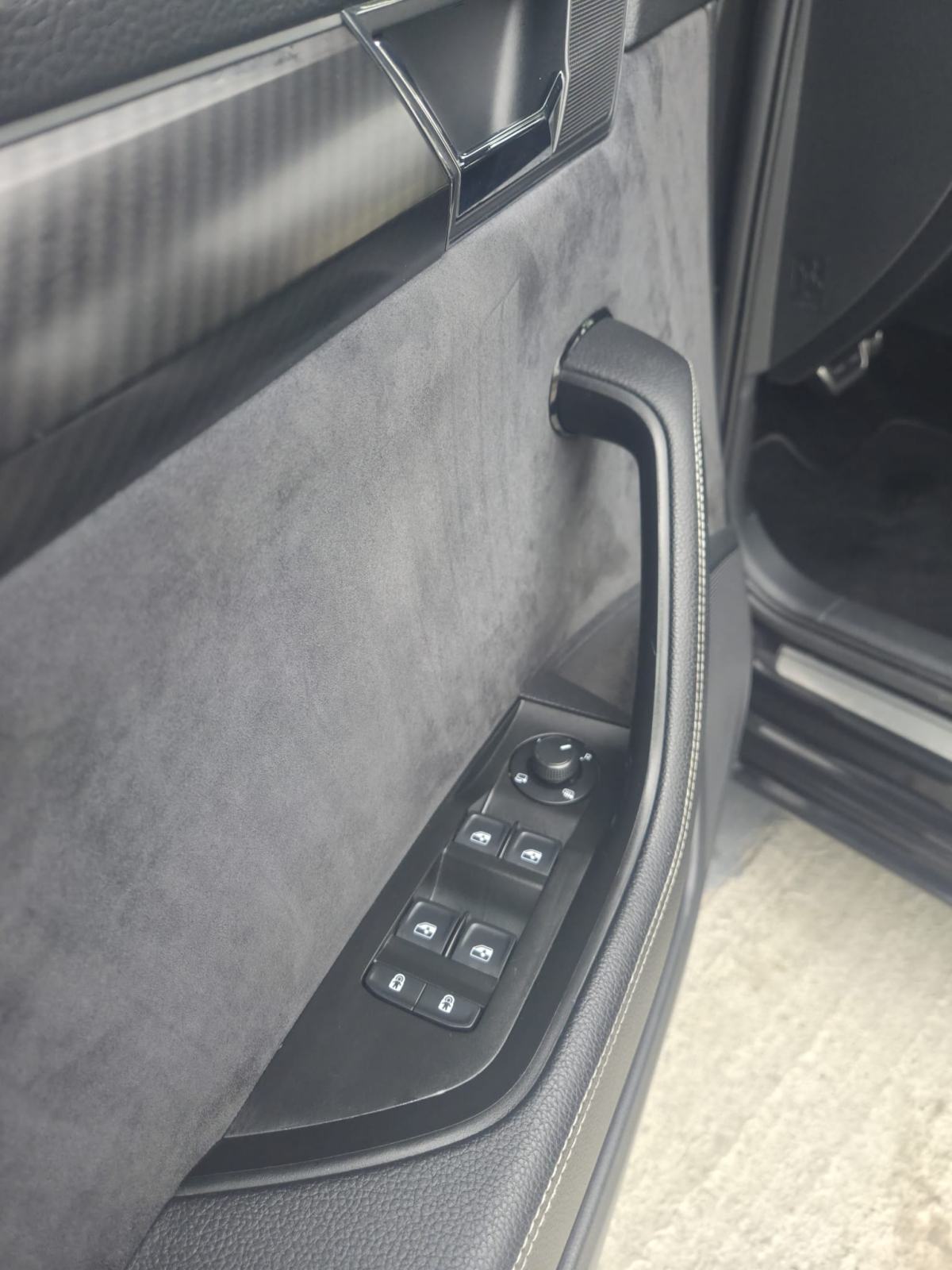 Škoda Superb Sportline DSG 2,0 TDI 190KS, fotografija 5