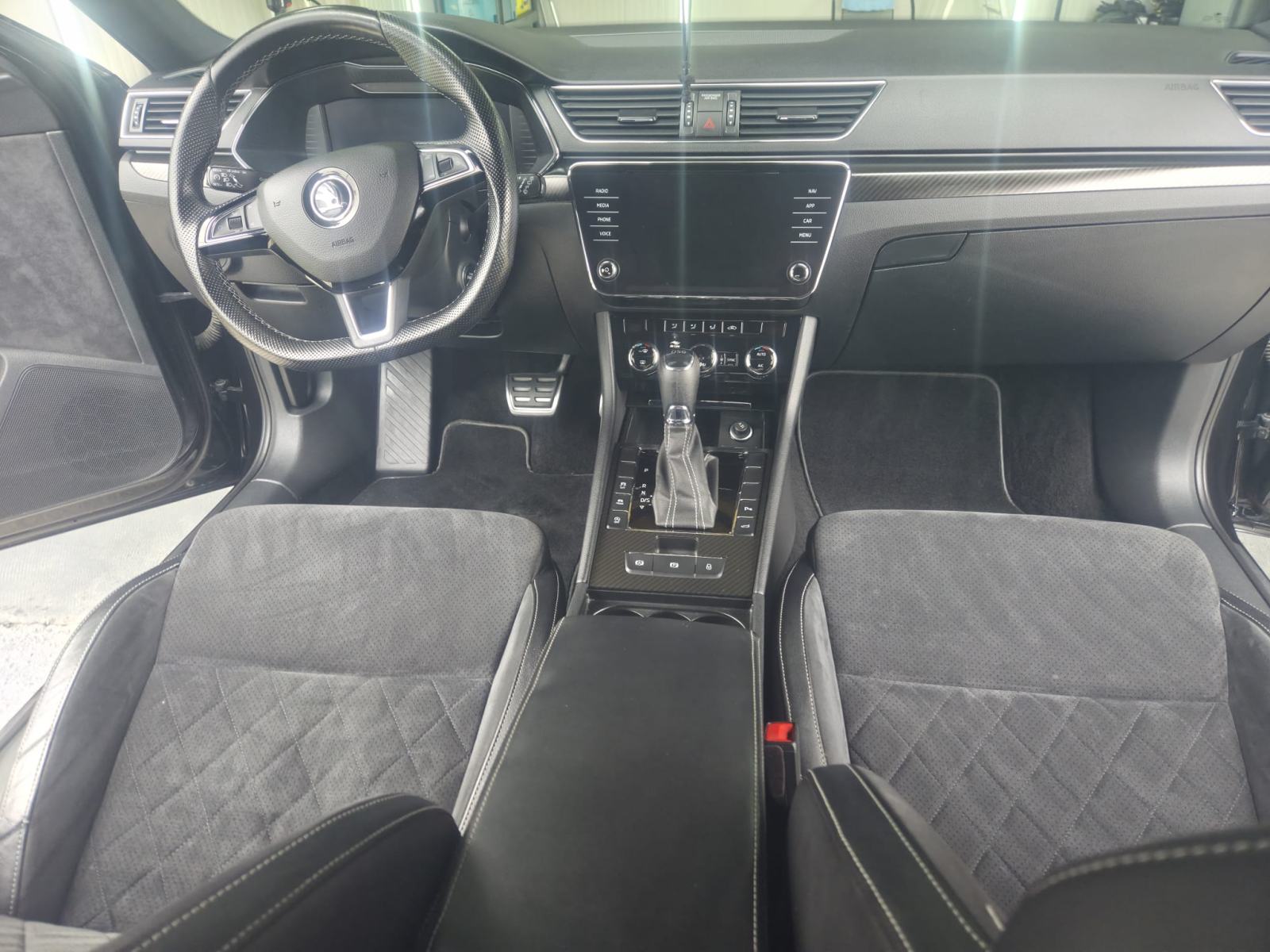 Škoda Superb Sportline DSG 2,0 TDI 190KS, fotografija 7