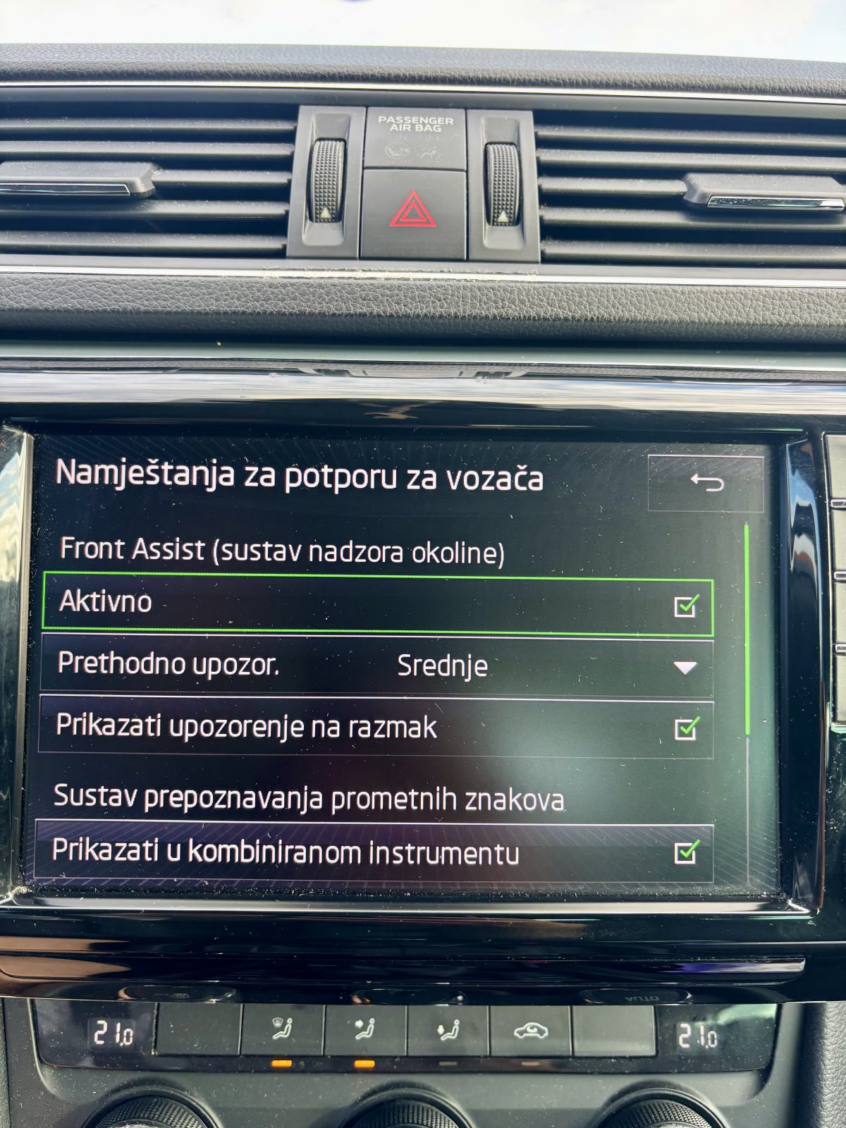 Škoda Superb 2,0 TDI, +veliki servis, +dodatne alu felge i zimske gume, fotografija 12