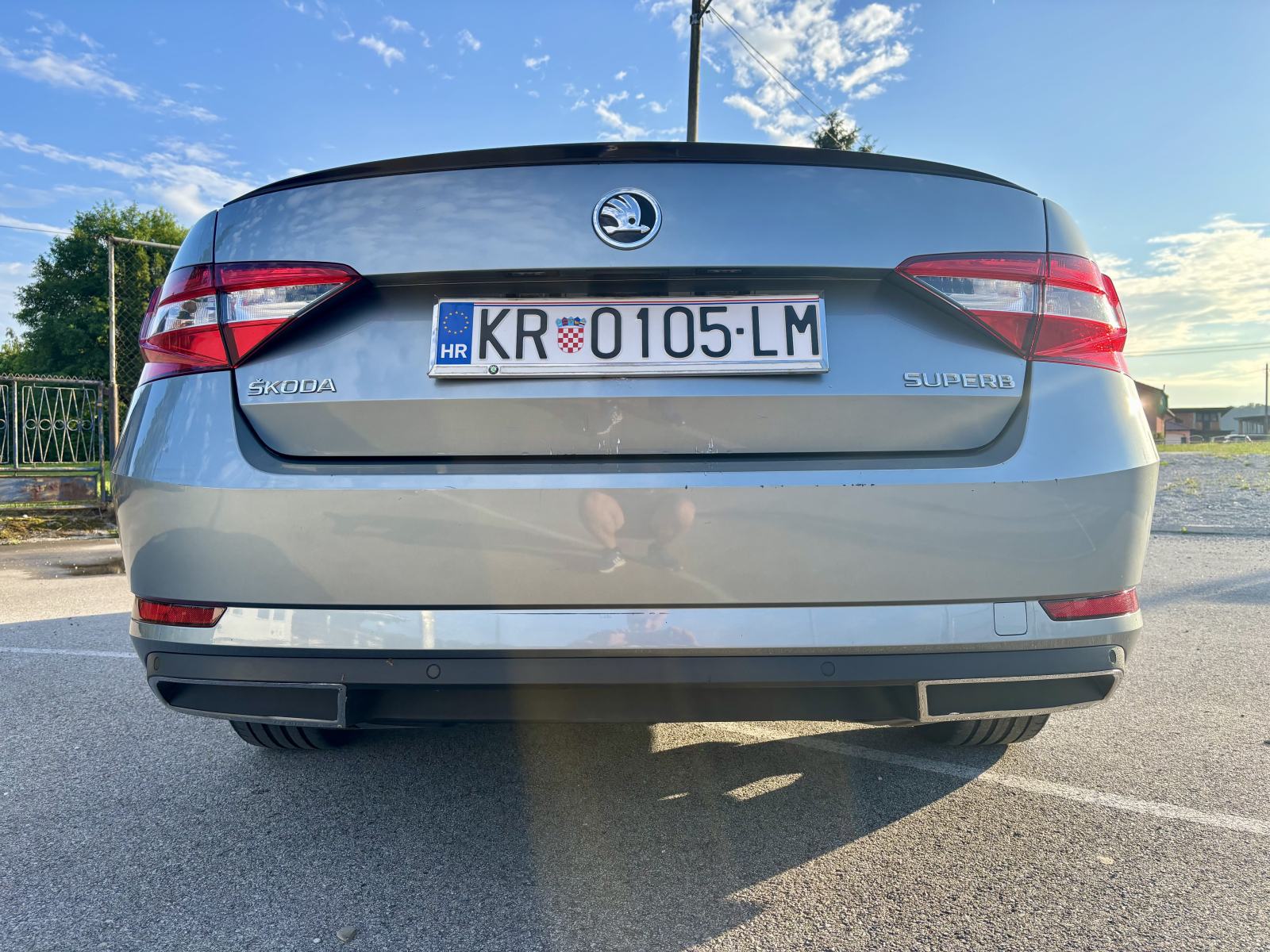 Škoda Superb 2,0 TDI, +veliki servis, +dodatne alu felge i zimske gume, fotografija 3