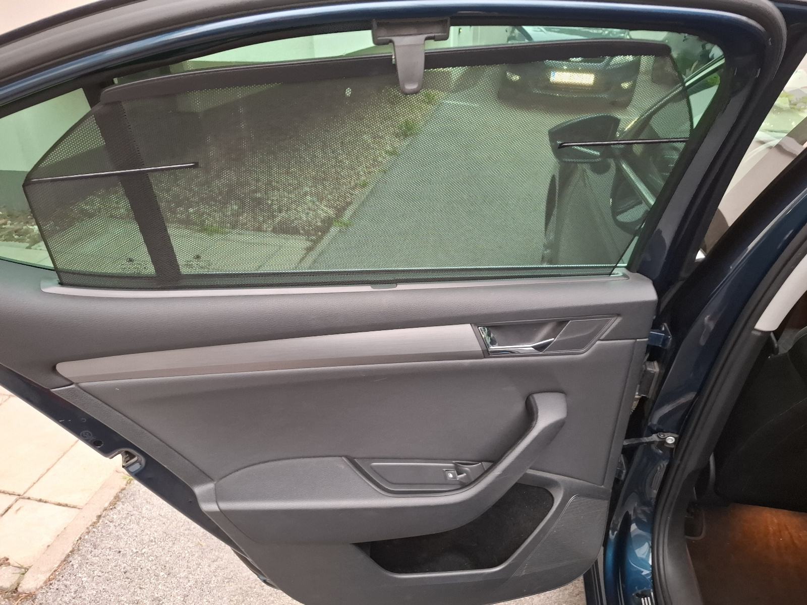 Škoda Superb 2.0 TDI, fotografija 14