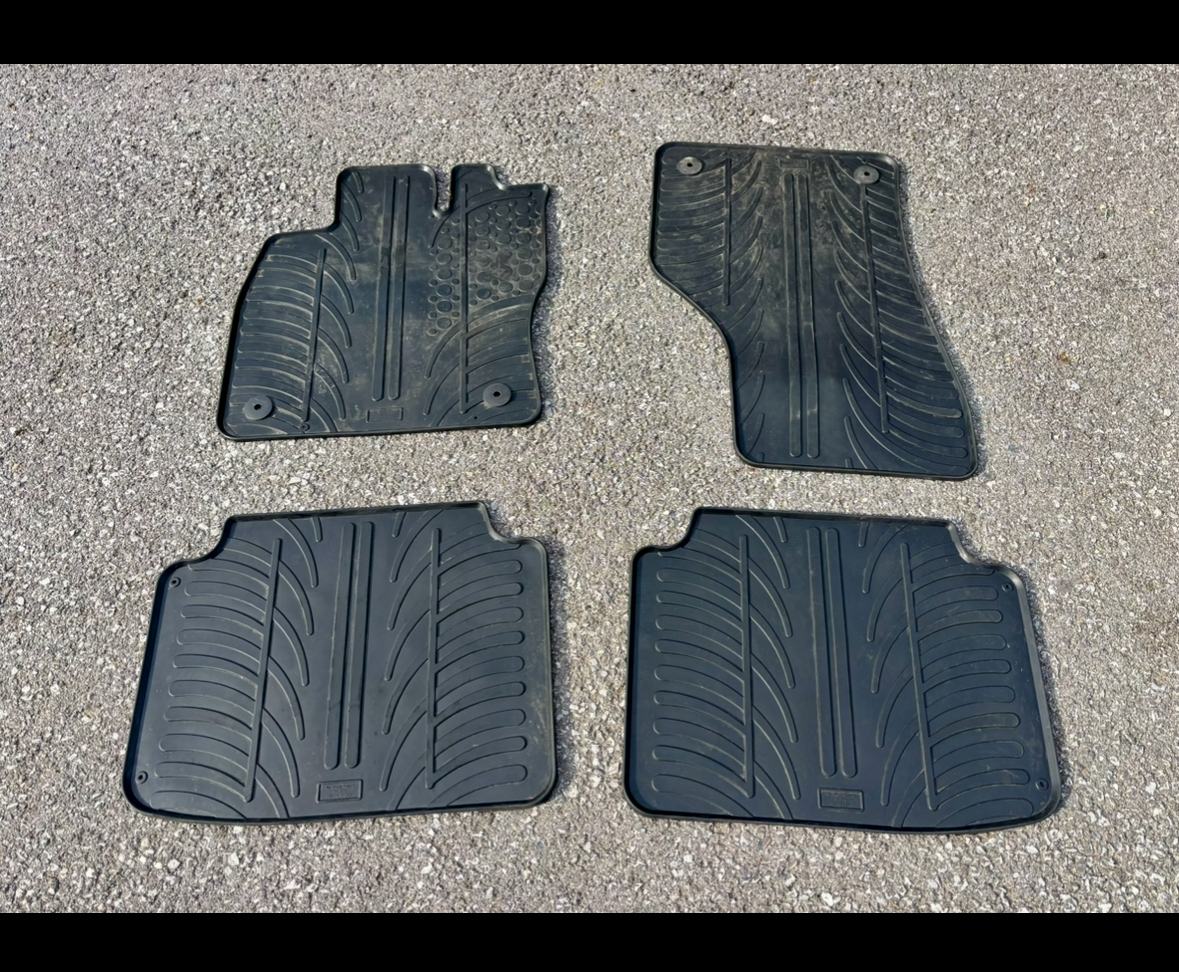 Škoda Superb 2,0 TDI, +veliki servis, +dodatne alu felge i zimske gume, fotografija 17