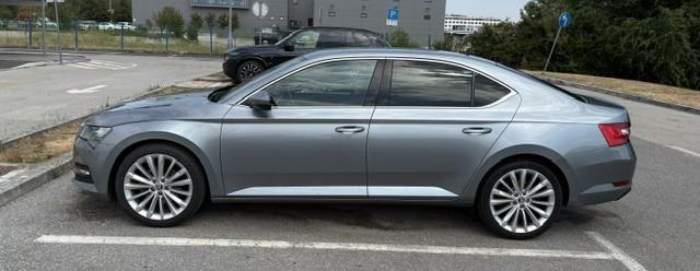 Škoda Superb 2,0 TDI, fotografija 2