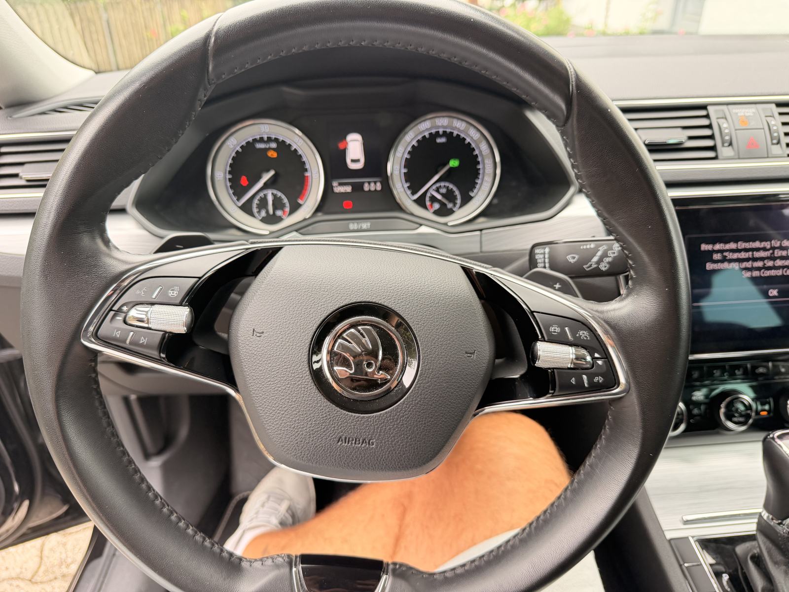 Škoda Superb 2,0 TDI, fotografija 11