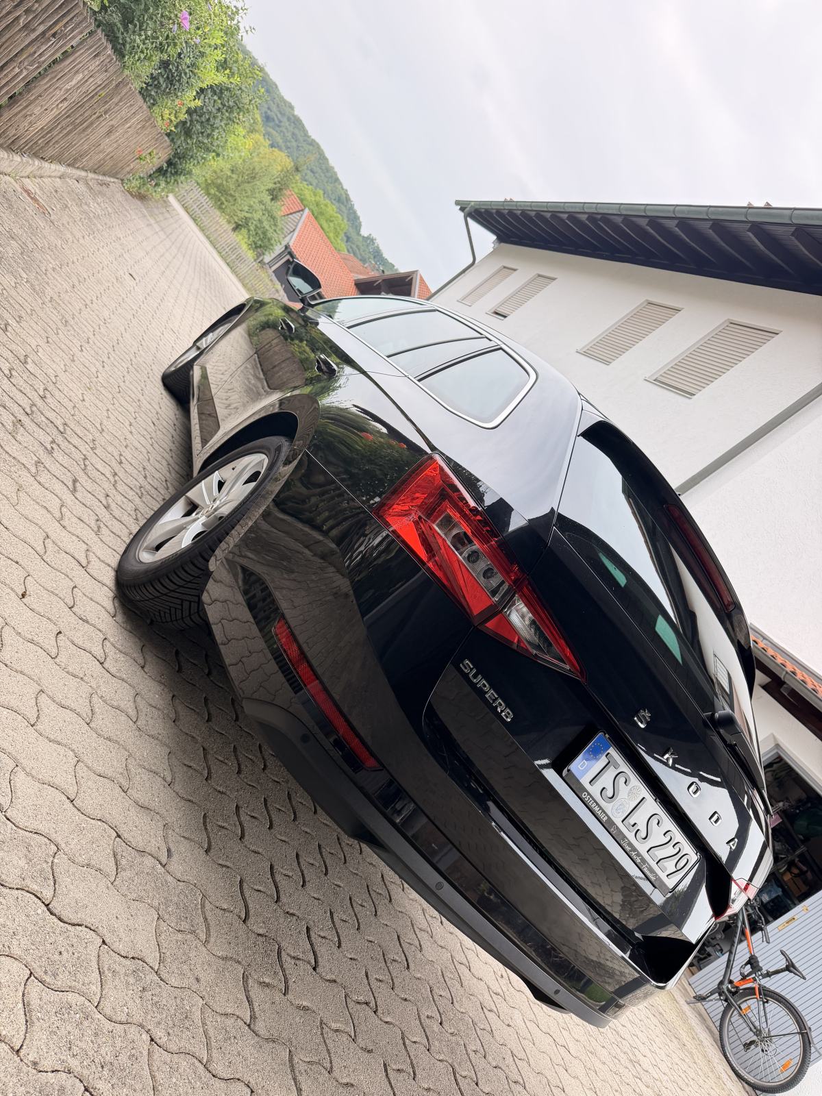 Škoda Superb 2,0 TDI, fotografija 5