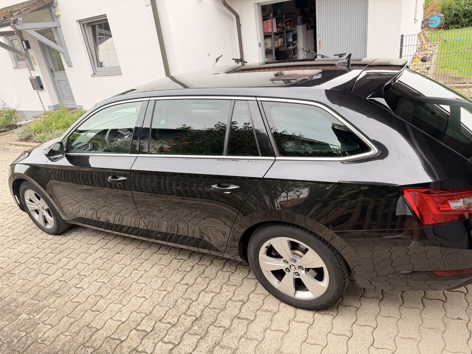 Škoda Superb 2,0 TDI, fotografija 6