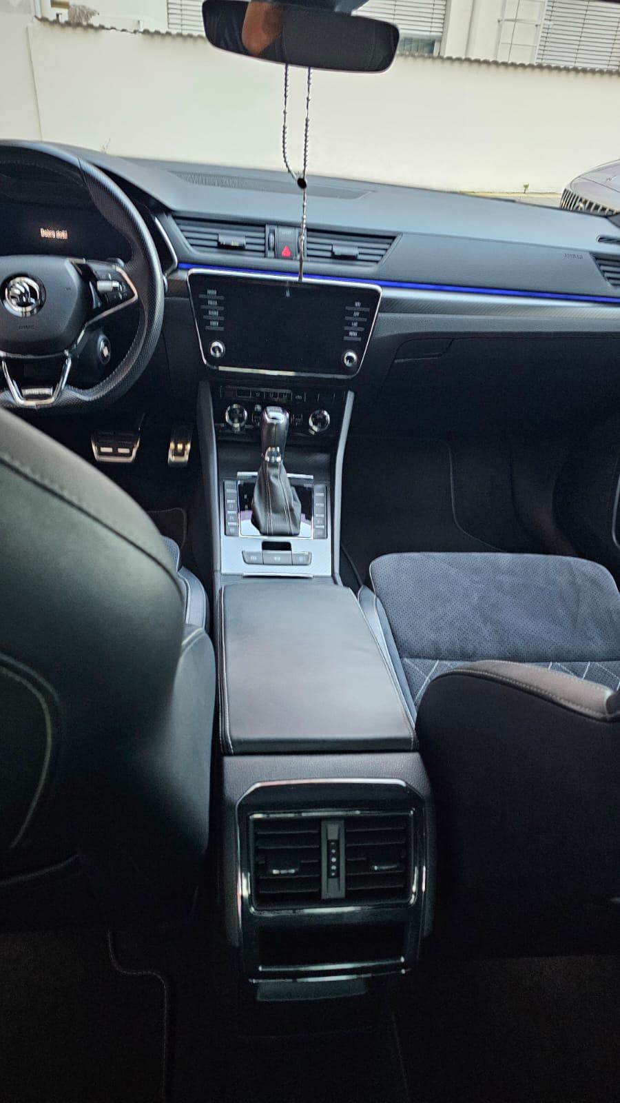 Škoda Superb 2,0 TDI *SPORTLINE* na firmi U SUSTAVU PDV-a, fotografija 17