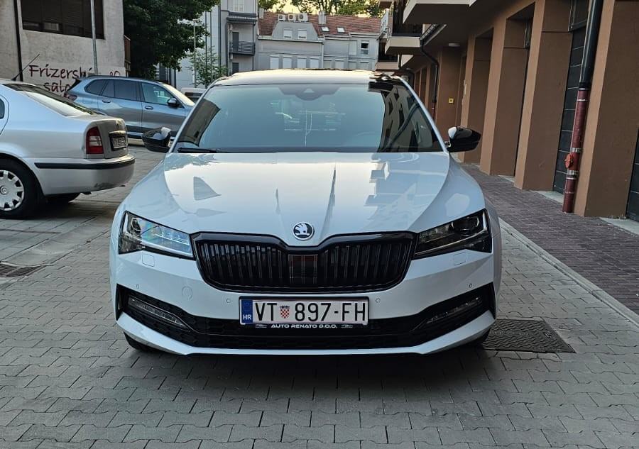 Škoda Superb 2,0 TDI *SPORTLINE* na firmi U SUSTAVU PDV-a, fotografija 7
