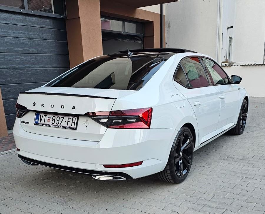 Škoda Superb 2,0 TDI *SPORTLINE* na firmi U SUSTAVU PDV-a, fotografija 3