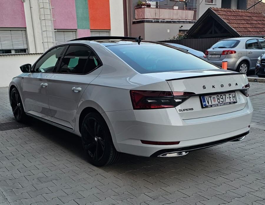 Škoda Superb 2,0 TDI *SPORTLINE* na firmi U SUSTAVU PDV-a, fotografija 5