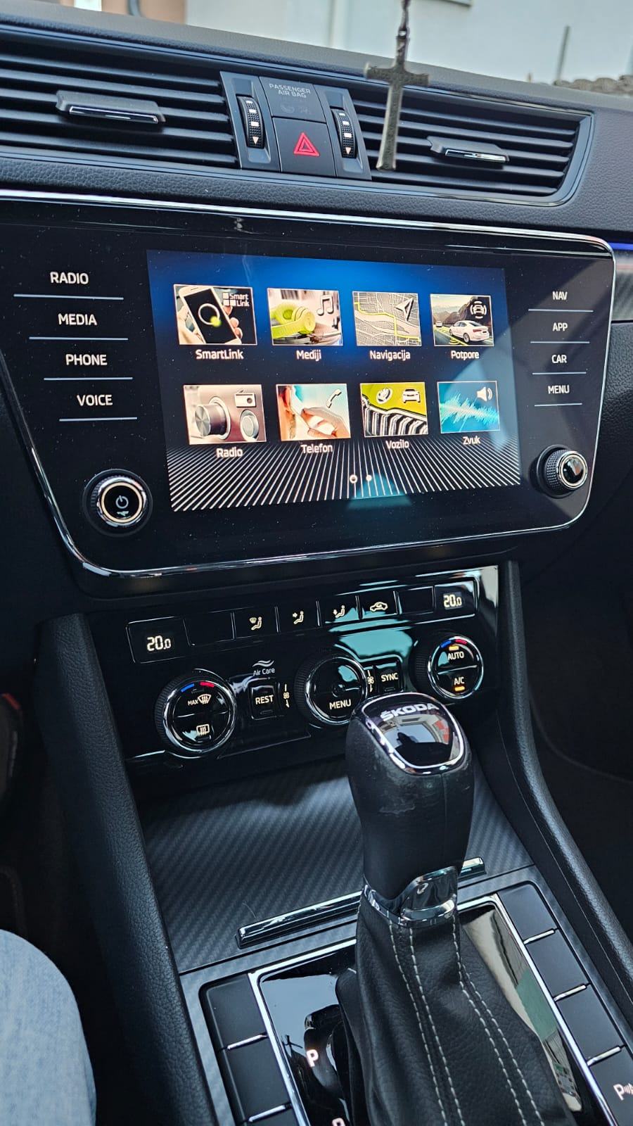 Škoda Superb 2,0 TDI *SPORTLINE* na firmi U SUSTAVU PDV-a, fotografija 19