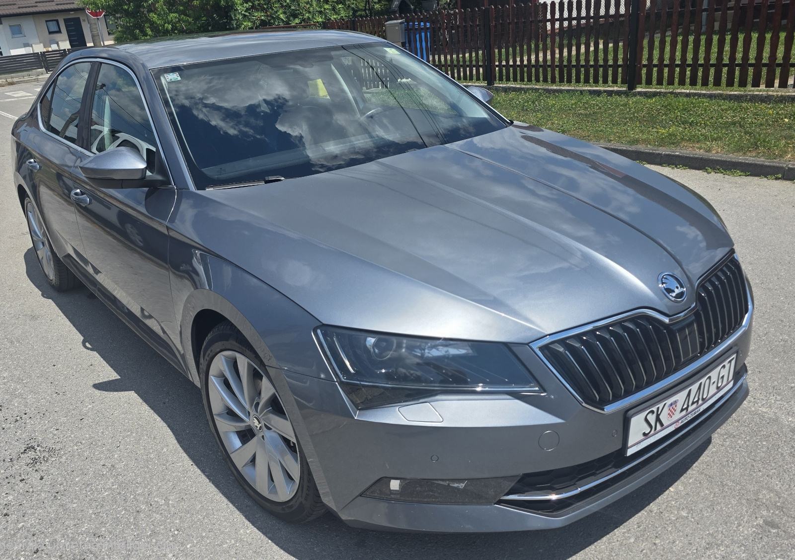 Škoda Superb 2,0 TDI Stayl - HR auto, JAMSTVO, fotografija 16