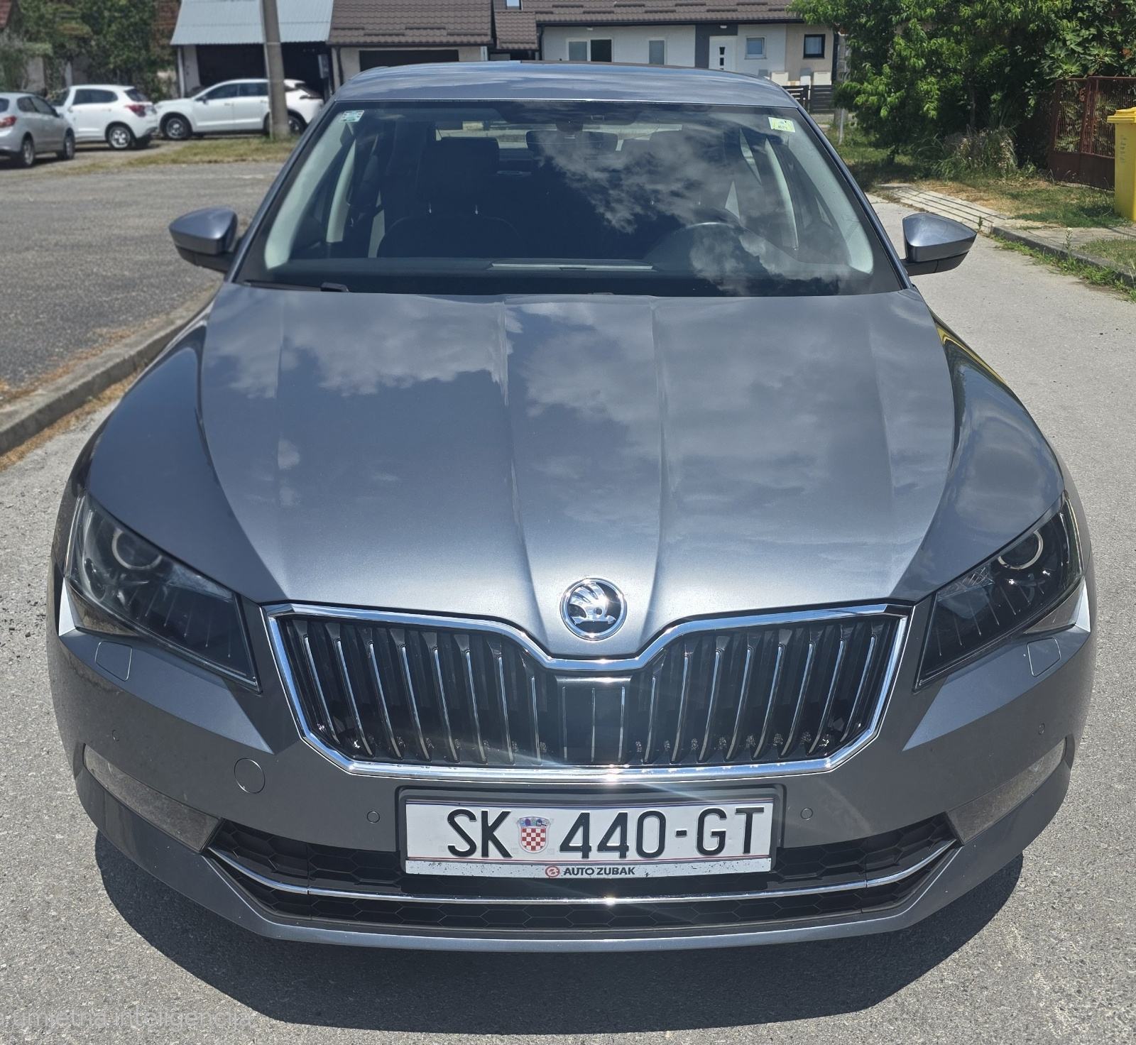 Škoda Superb 2,0 TDI Stayl - HR auto, JAMSTVO, fotografija 18