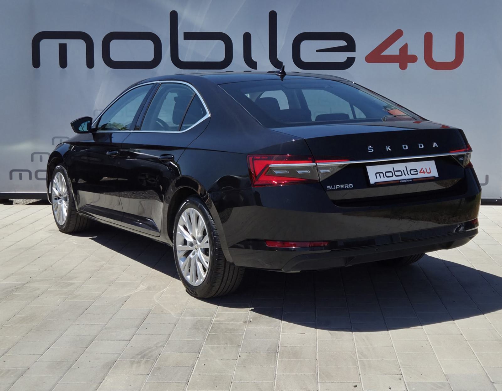 Škoda Superb 2.0 TDI Style DSG, fotografija 3