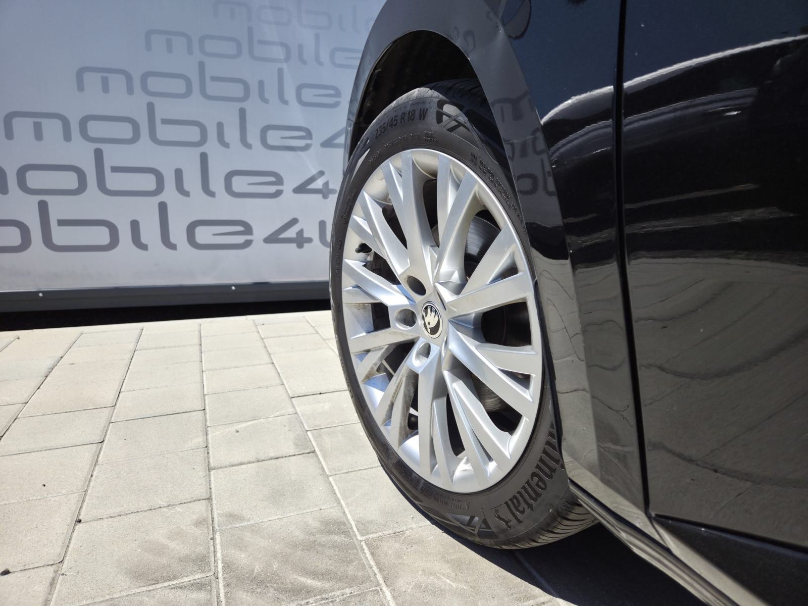 Škoda Superb 2.0 TDI Style DSG, fotografija 5