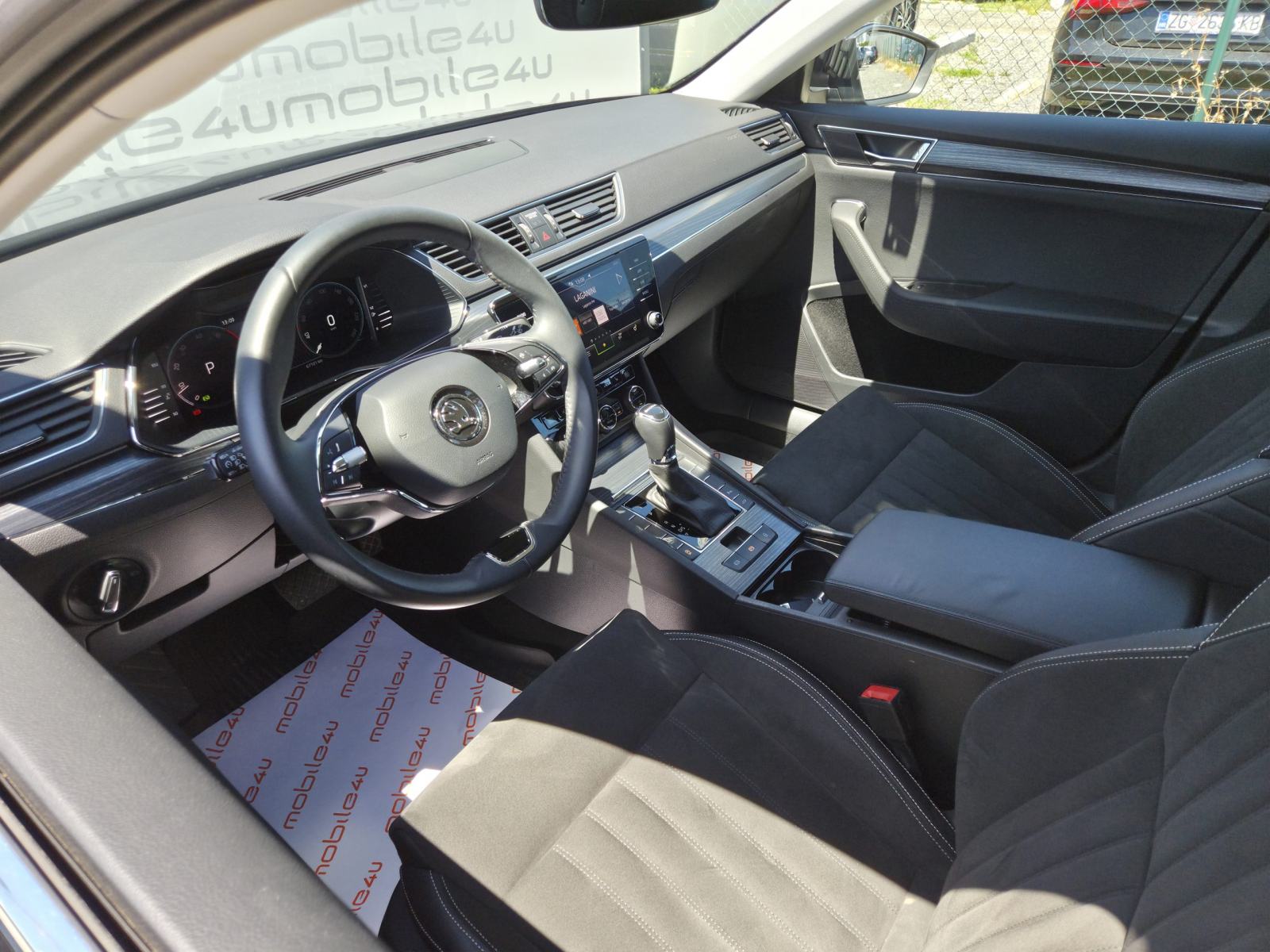 Škoda Superb 2.0 TDI Style DSG, fotografija 6