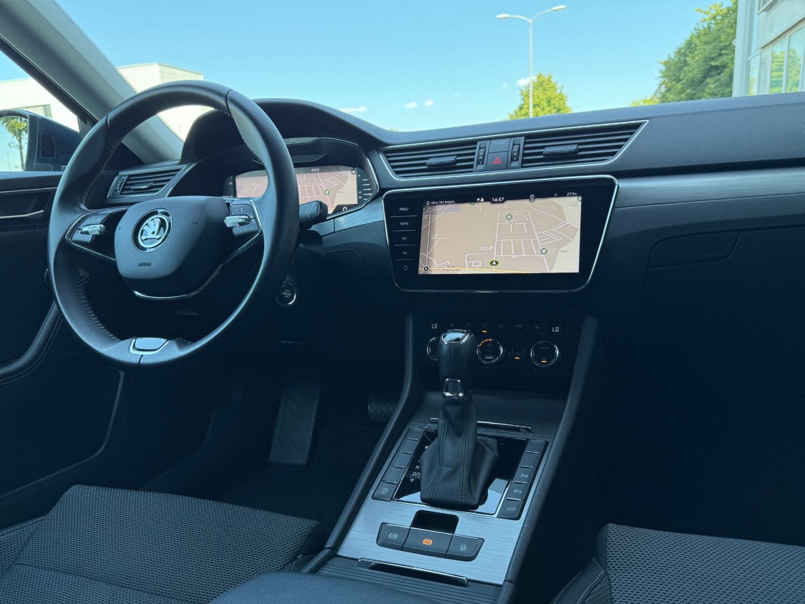 Škoda Superb 2.0 TDI °VIRTUAL°NAVI°KAMERA°LEASING BEZ UČEŠĆA°, fotografija 13