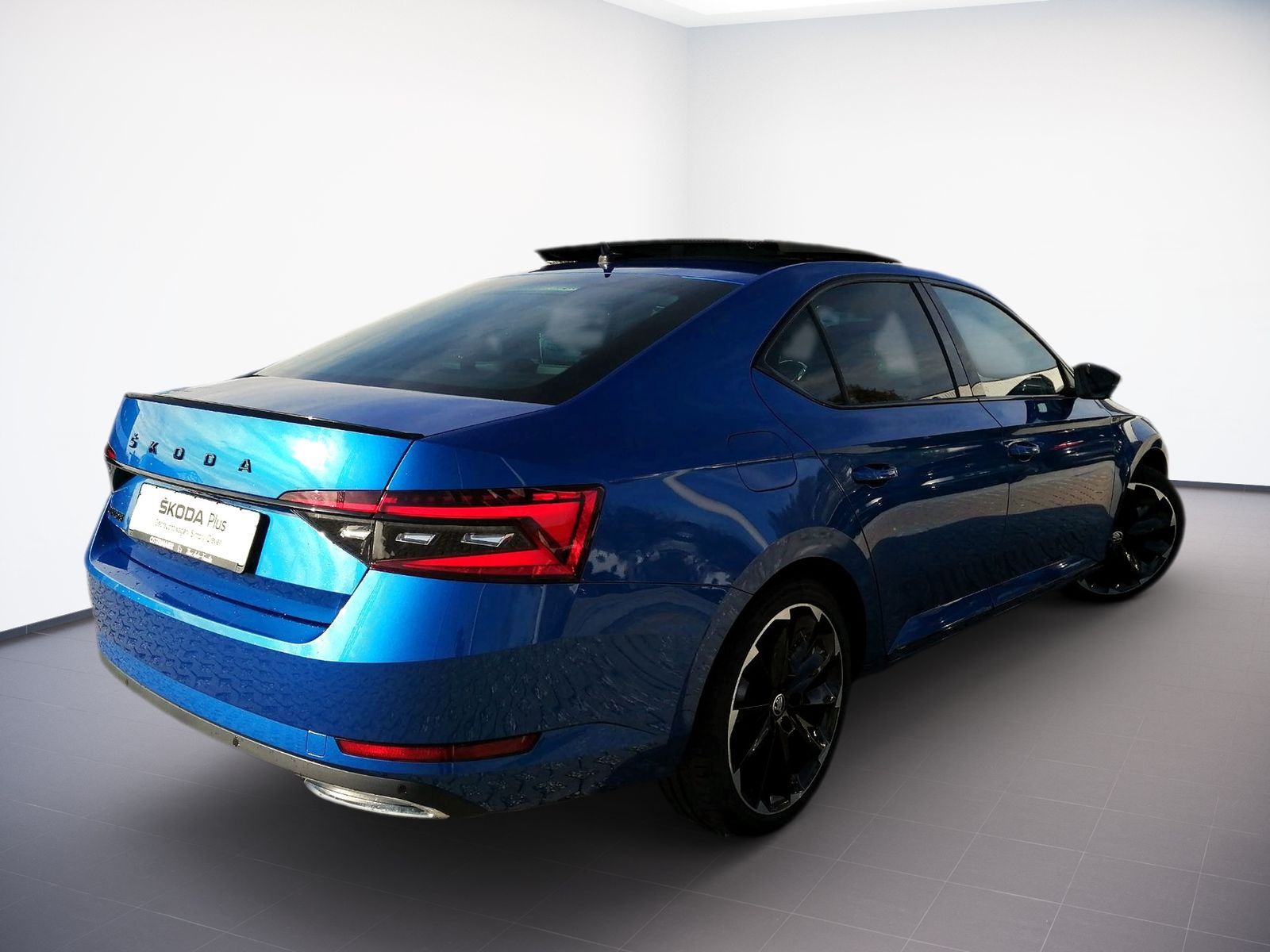 Škoda Superb 2,0 TSI DSG SportLine MATRIX DCC ACC ŠIBER VIRTUAL KAMER, fotografija 6